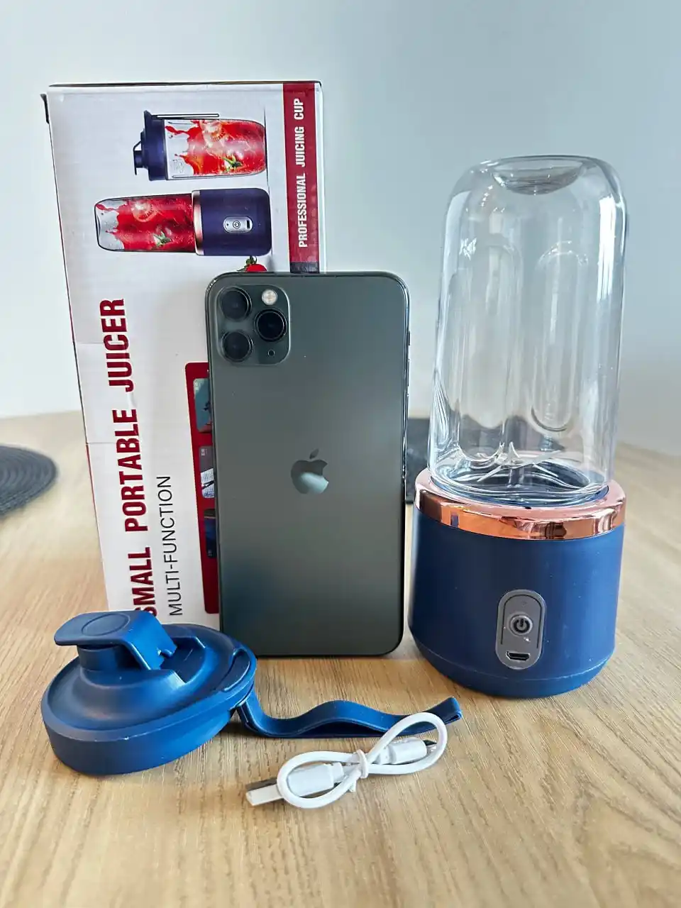 Smuzi va kokteyllar uchun simsiz mini blender, ko'chma, elektr shaker