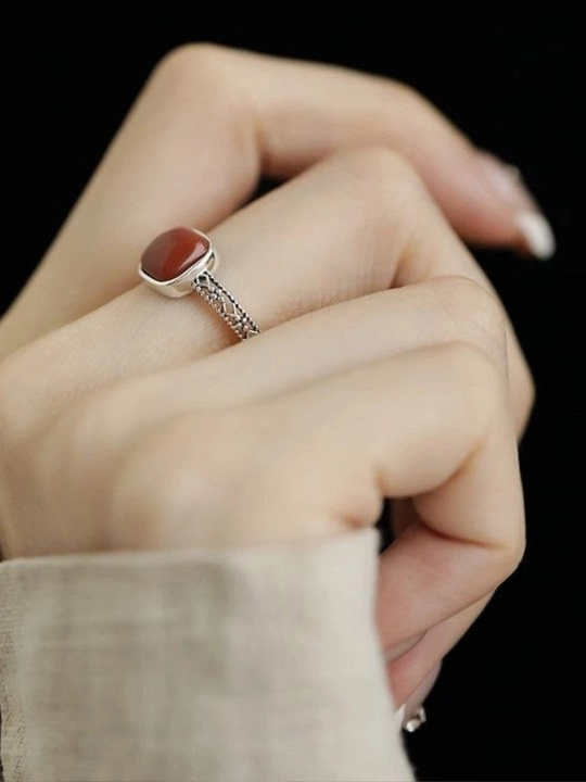 Серебряное кольцо для женщин ❤️ с красным камнем 