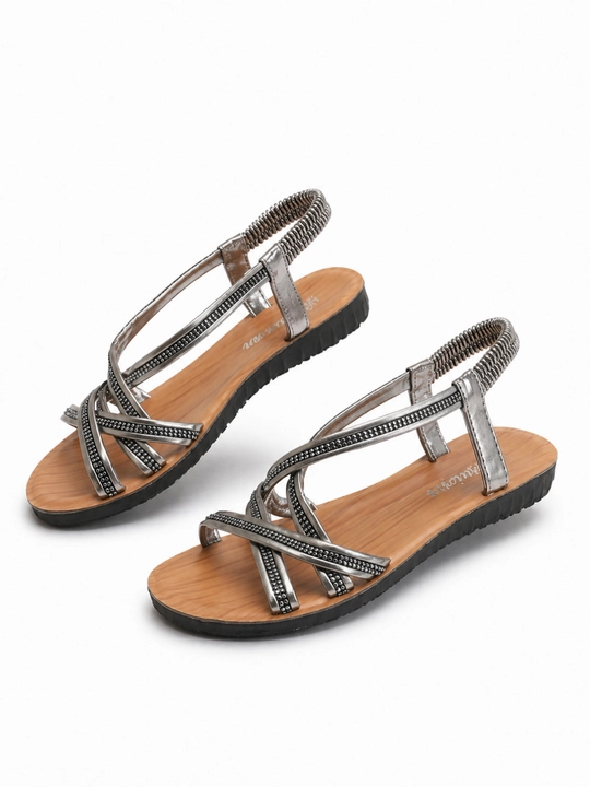 Ayollar shippagi, yozgi, oltin bezakli qulay sandallar, ochiq