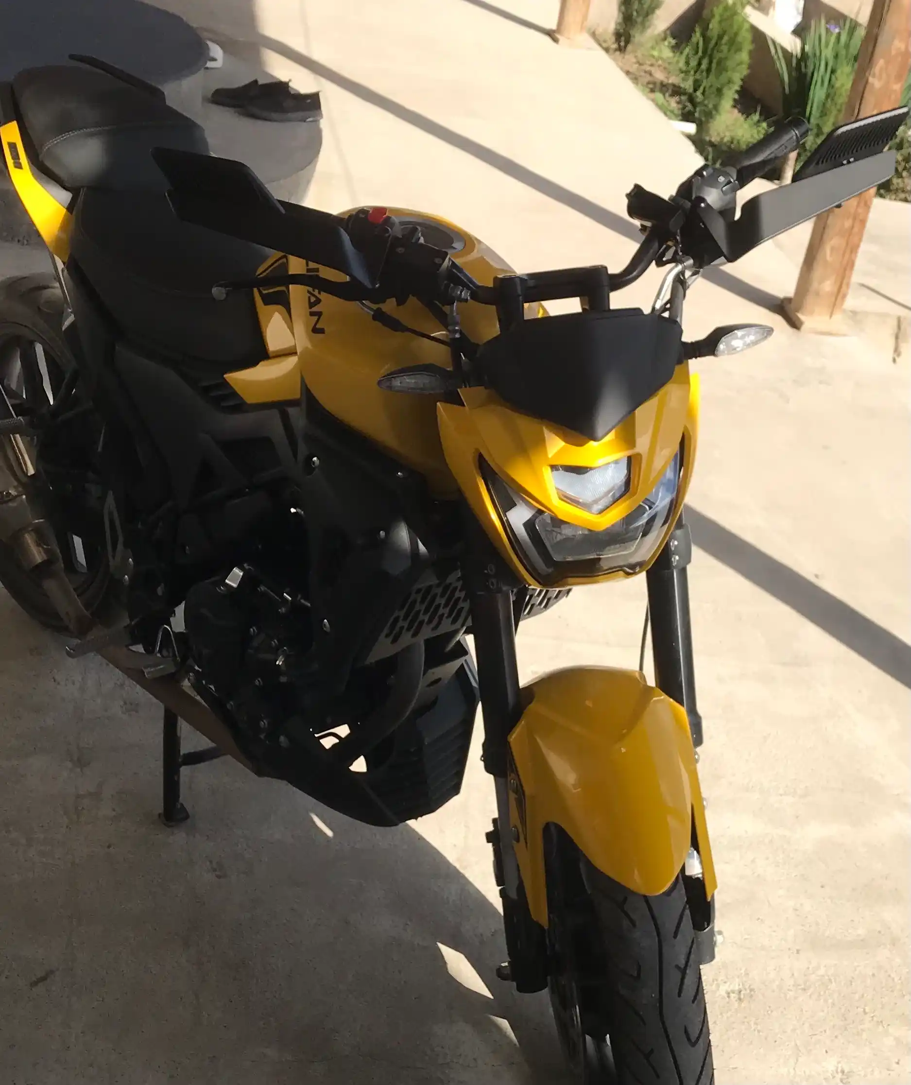 Mototsikl va skuter uchun universal orqa ko‘rish oynalari, 360° sozlanadi