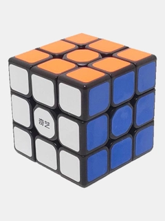 Qora