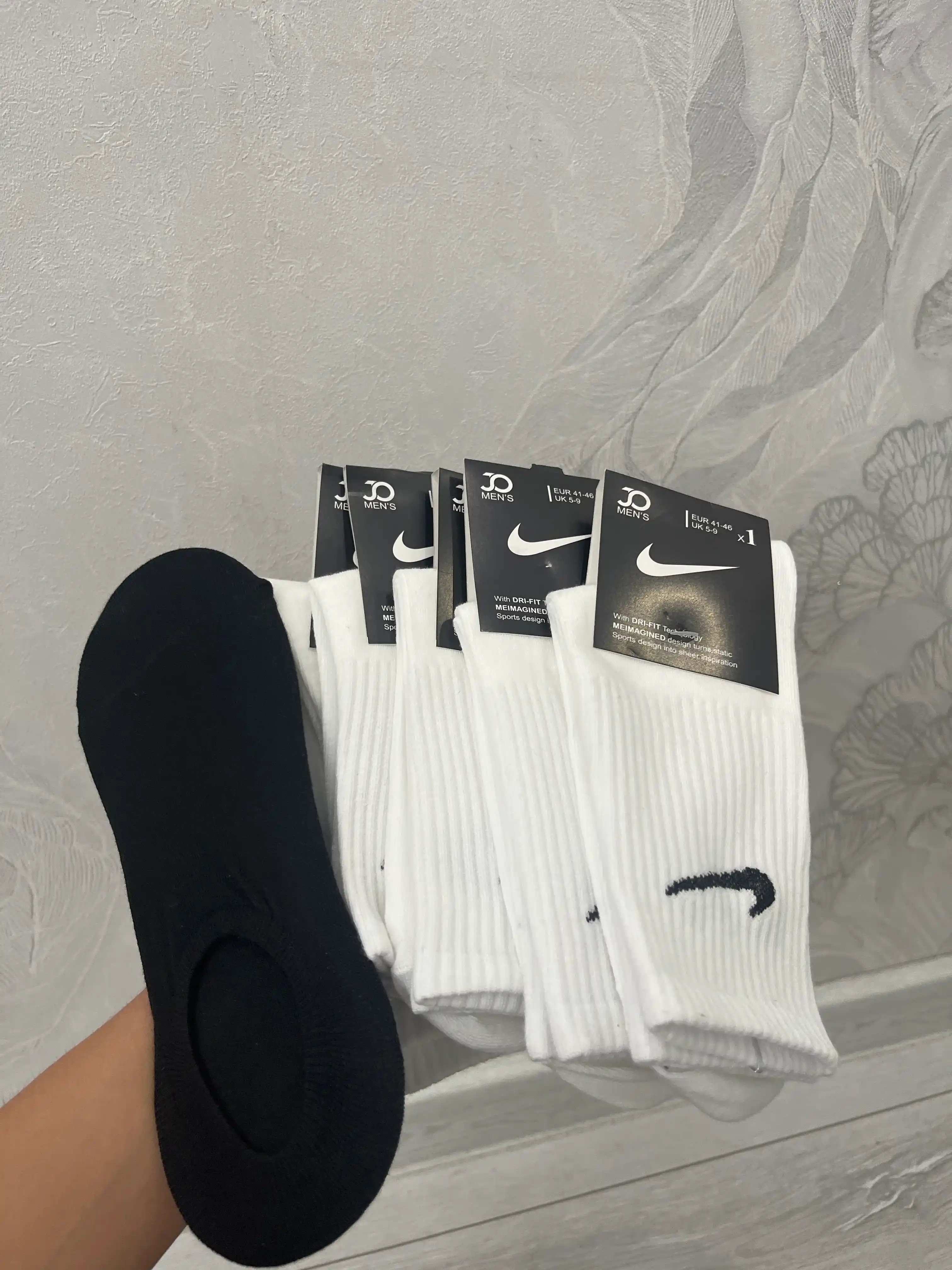 Erkaklar va ayollar uchun uzun sport paypoqlar, to'plamda 5-10 juftdan, o'lchami 37-44