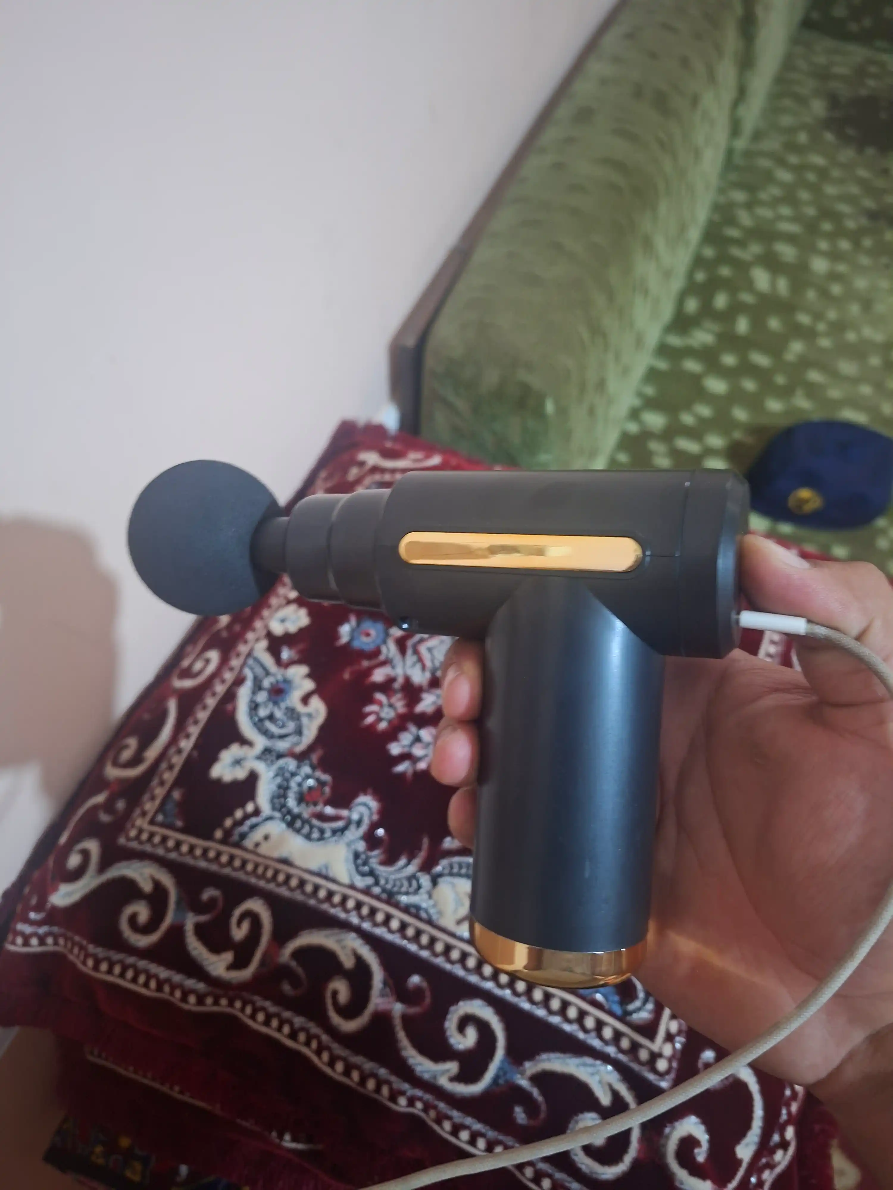 Massaj, to‘pponcha bilan zarba berish, tana fassiyalari, tana, orqa, bo‘yinni massaj qilish apparati