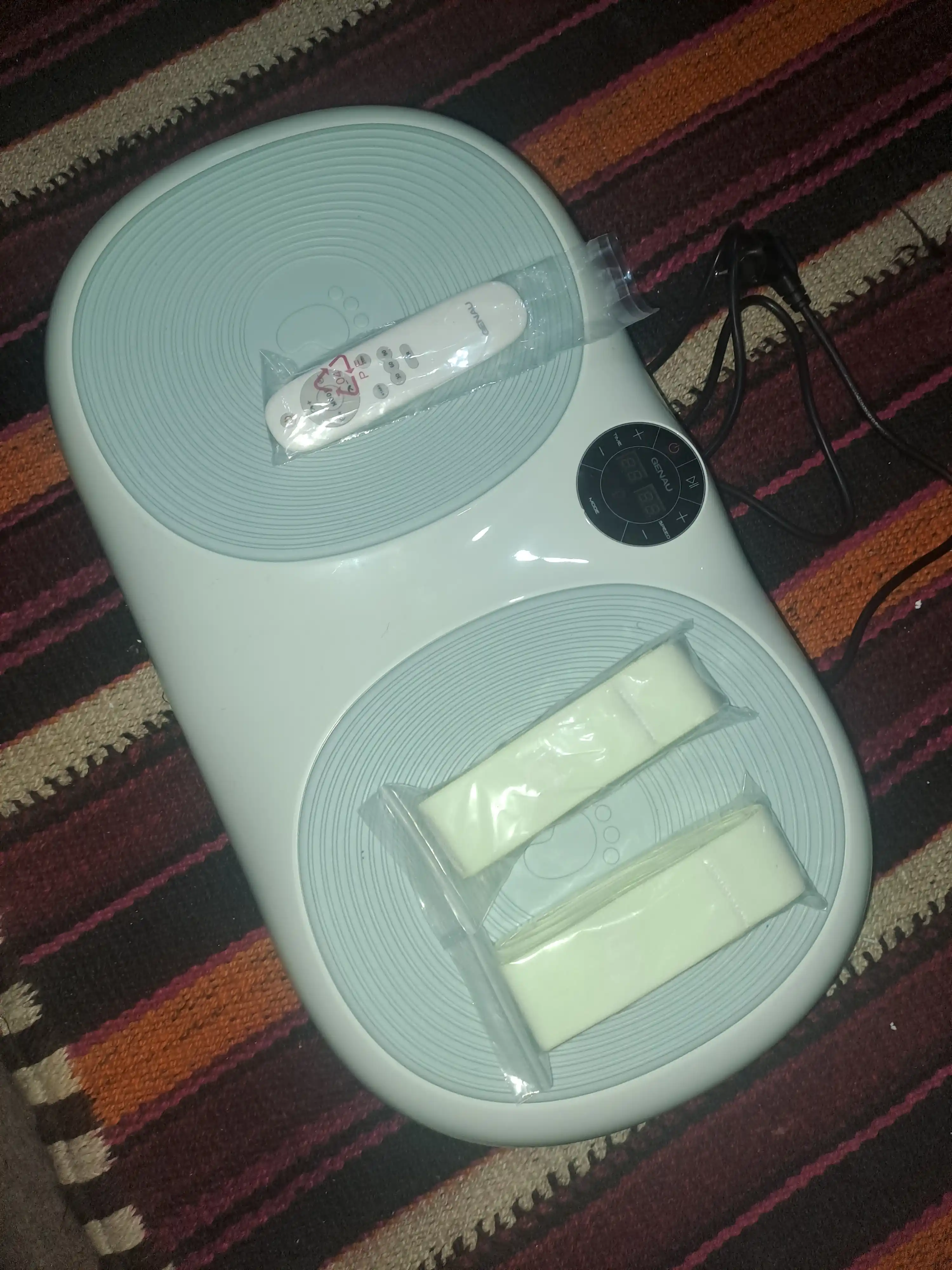 Genau VibroFit V3 Minty Vibe VP1-03B tebranish platformasi