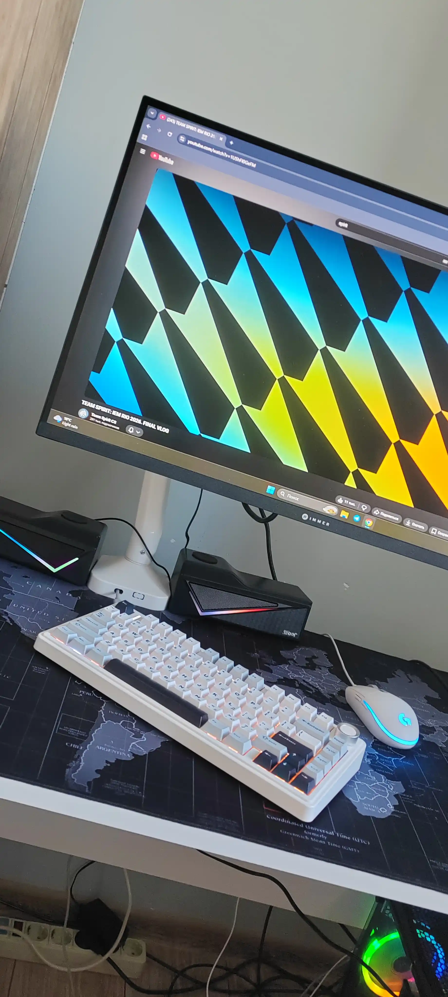 Проводная колонка для компьютера, саундбар с RGB подсветкой