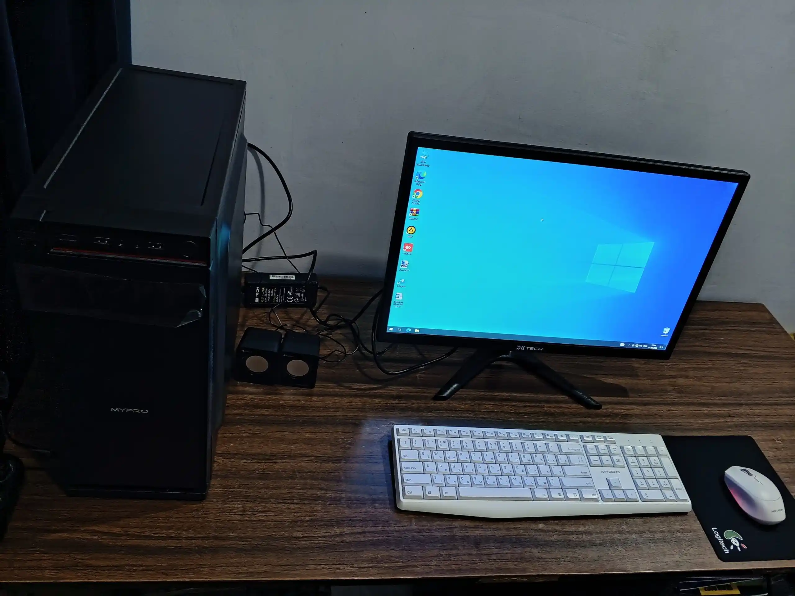 Ofis, uy va o'qish uchun shaxsiy kompyuter, Windows o'rnatilgan, Intel Core i5, 256 GB SSD