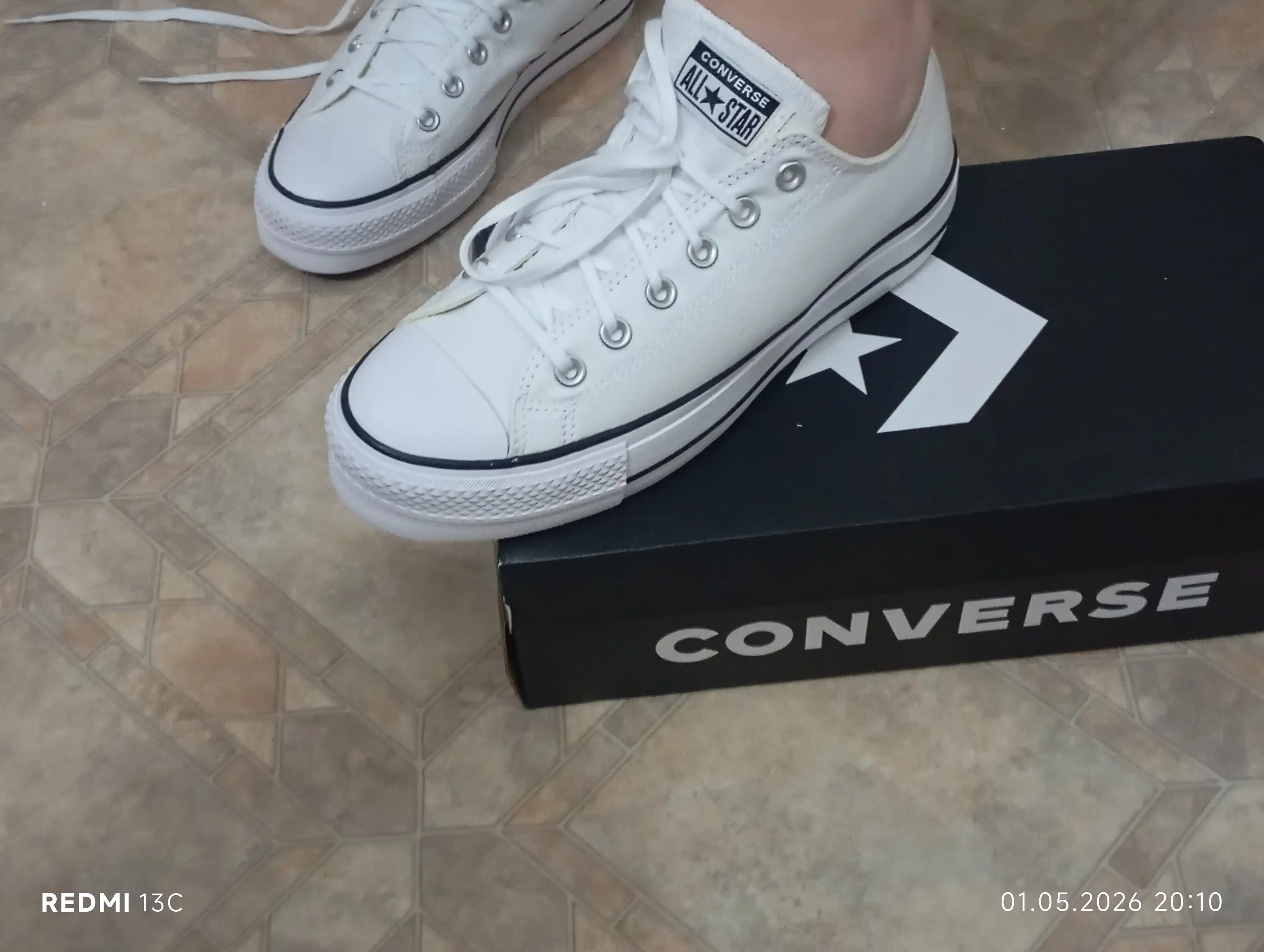 Chuck Taylor All Star 560251C ayollar kedasi