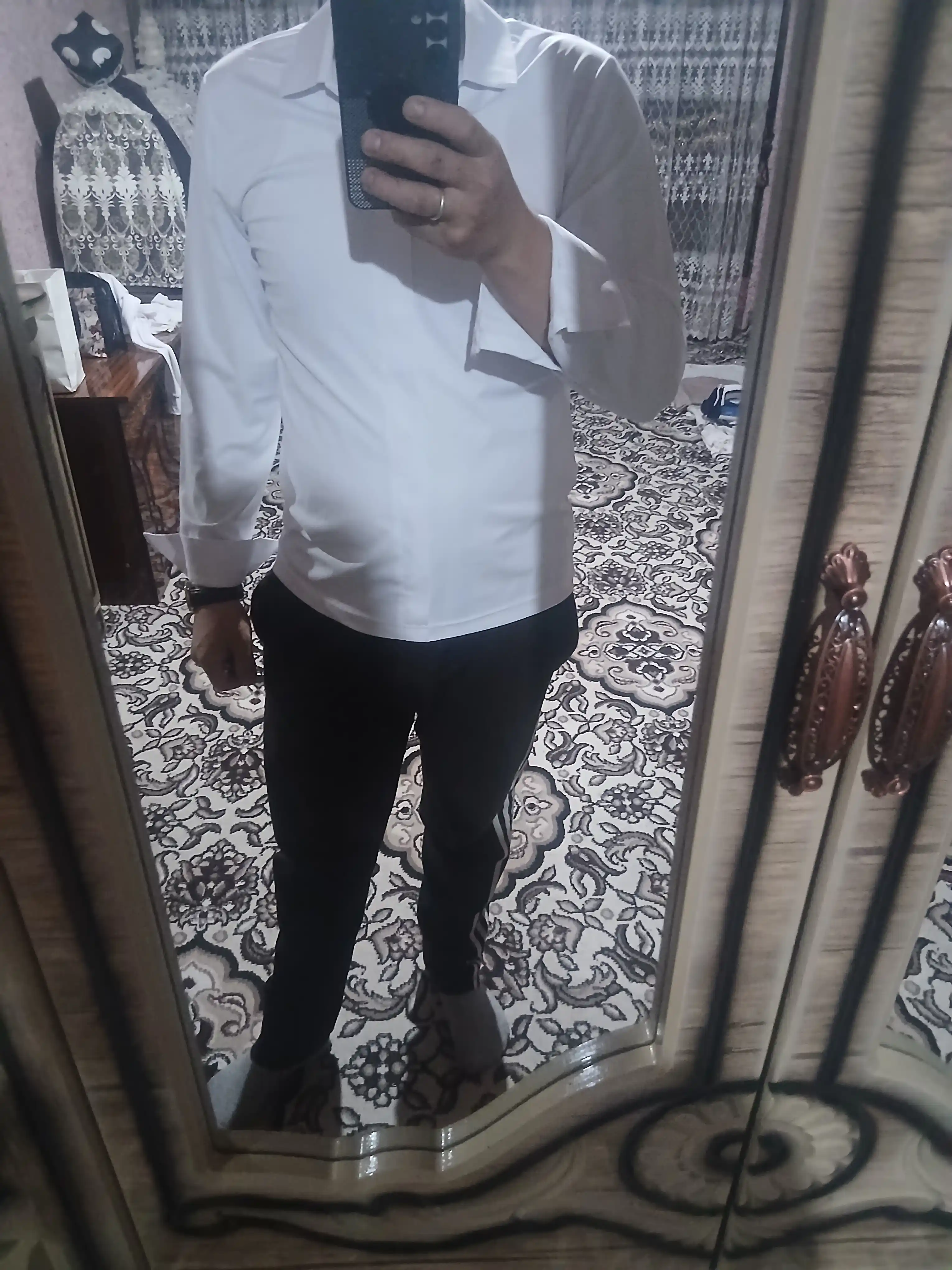 Erkaklar uchun ko'ylak-polo, oldi berk planka, obmanka, cho'ziluvchan, bahor-yoz-kuz