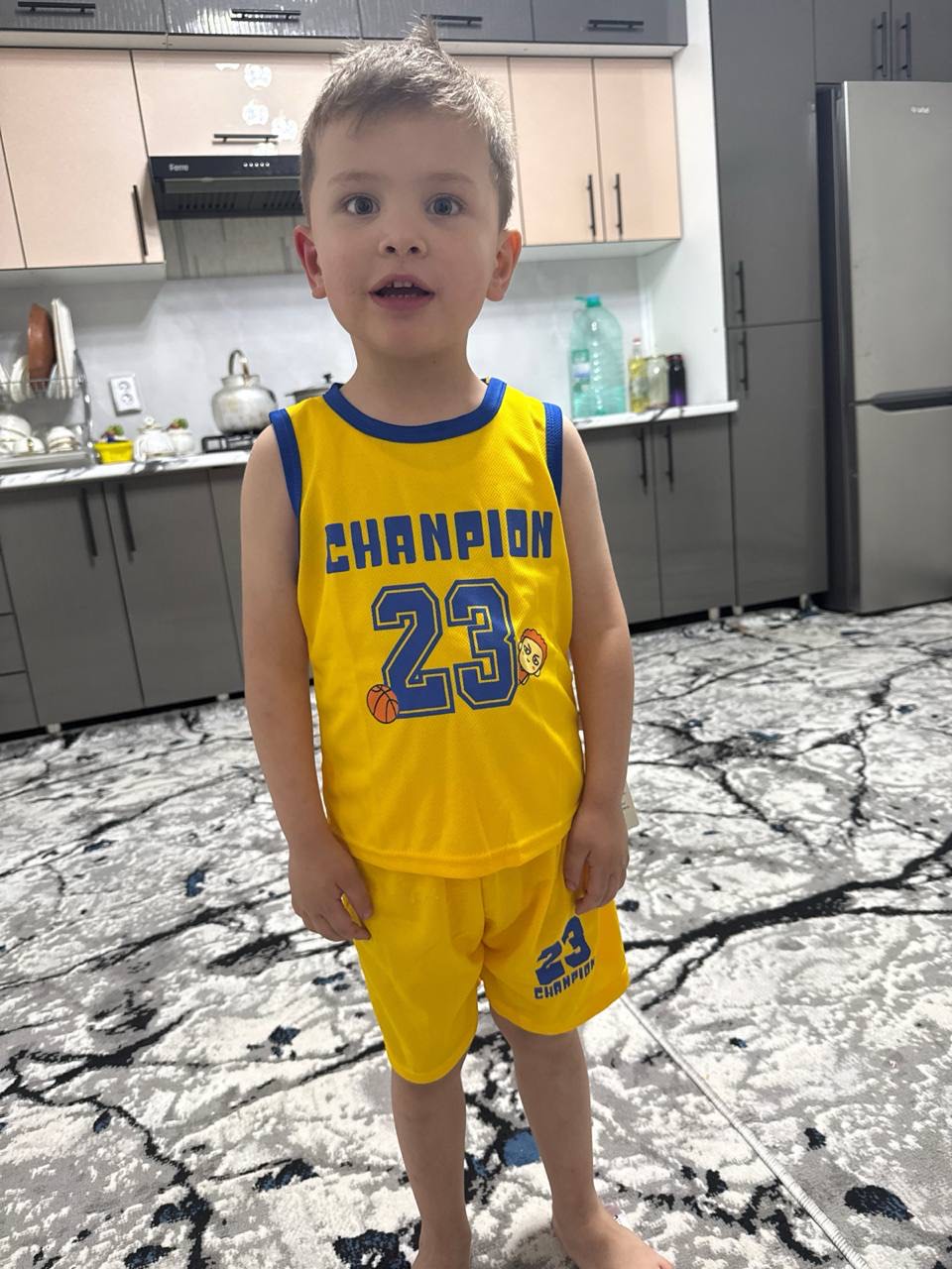 Bolalar sport to`plami, mayka + shortik, "Champion 23"