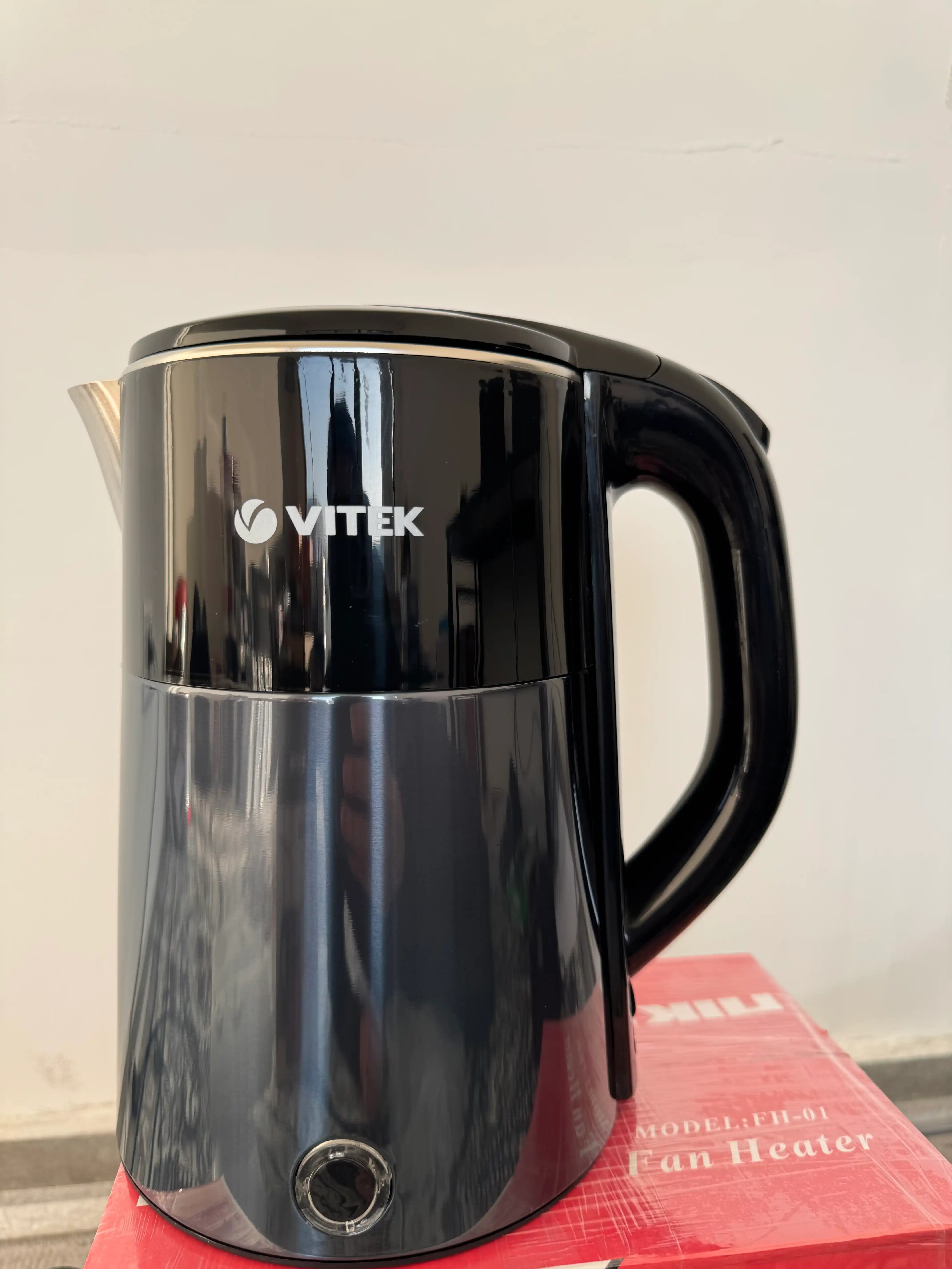 Metall elektr choynak VITEK VT-133 – yorqin LED yoritgichli