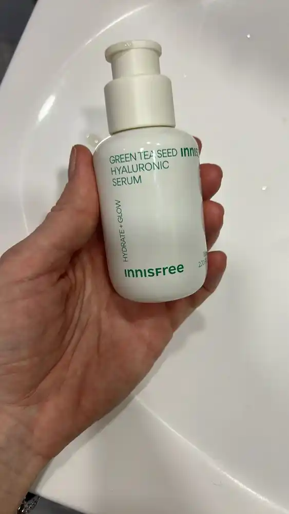 Yuz serumi Innisfree namlovchi gialuronli yashil choyli Green Tea Seed, Koreya parvarish