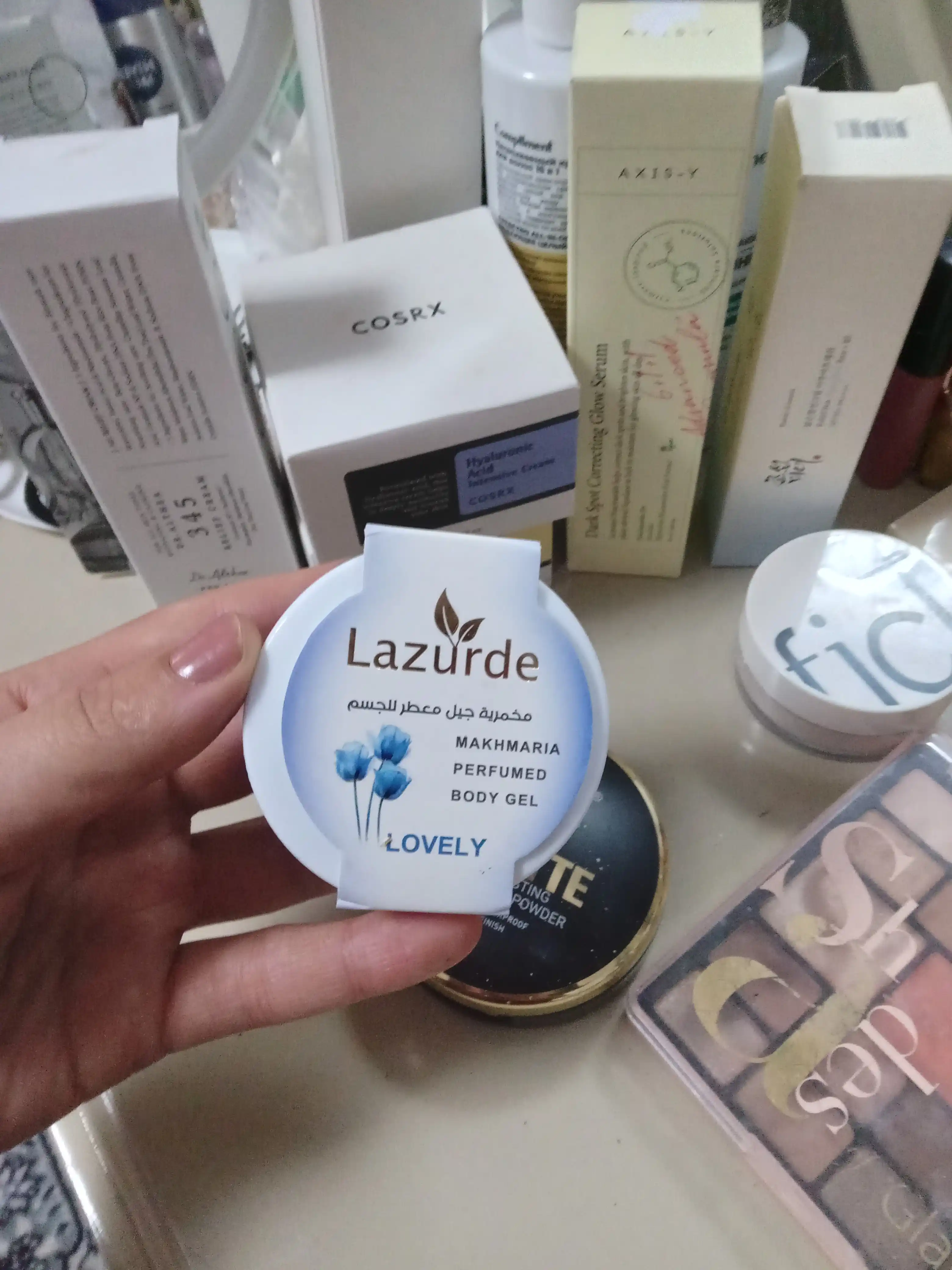 Феромонный гель для интимной гигиены и тела Lazurde Makhmaria