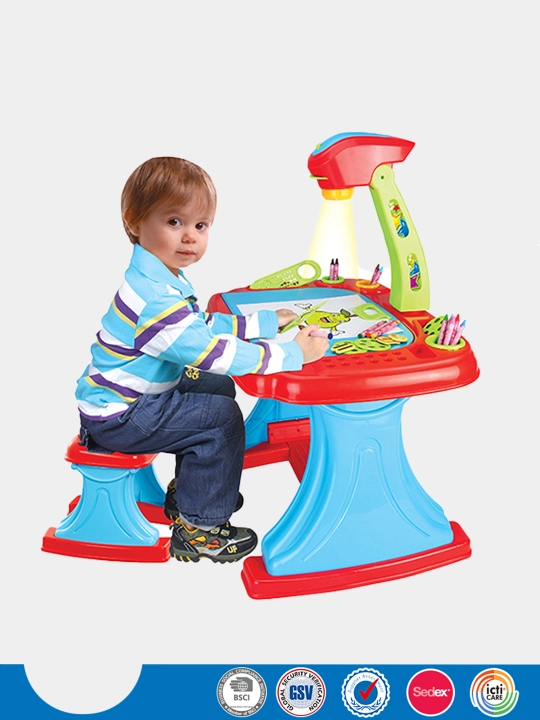 Детский столик-проектор TENOYA Learning Easel (84 предмета)