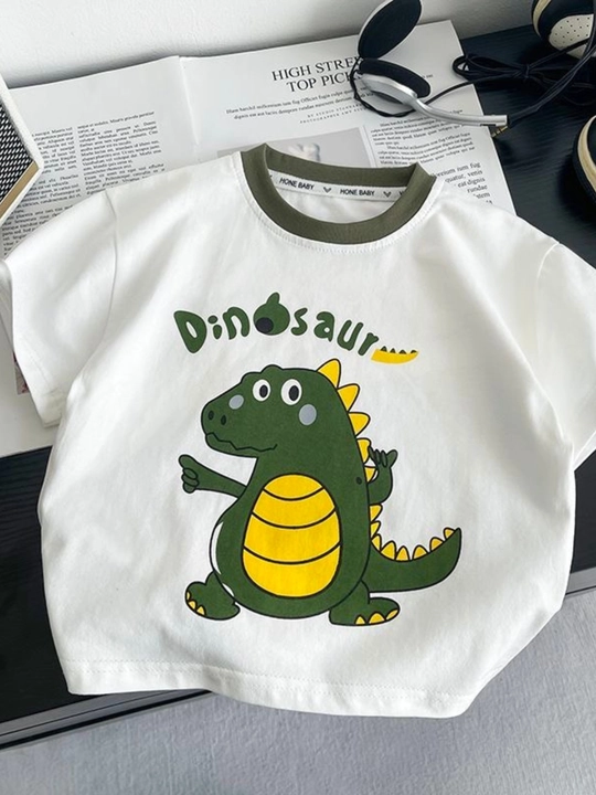 Dvoyka o'g'il bolalar uchun, futbolka va shortik
