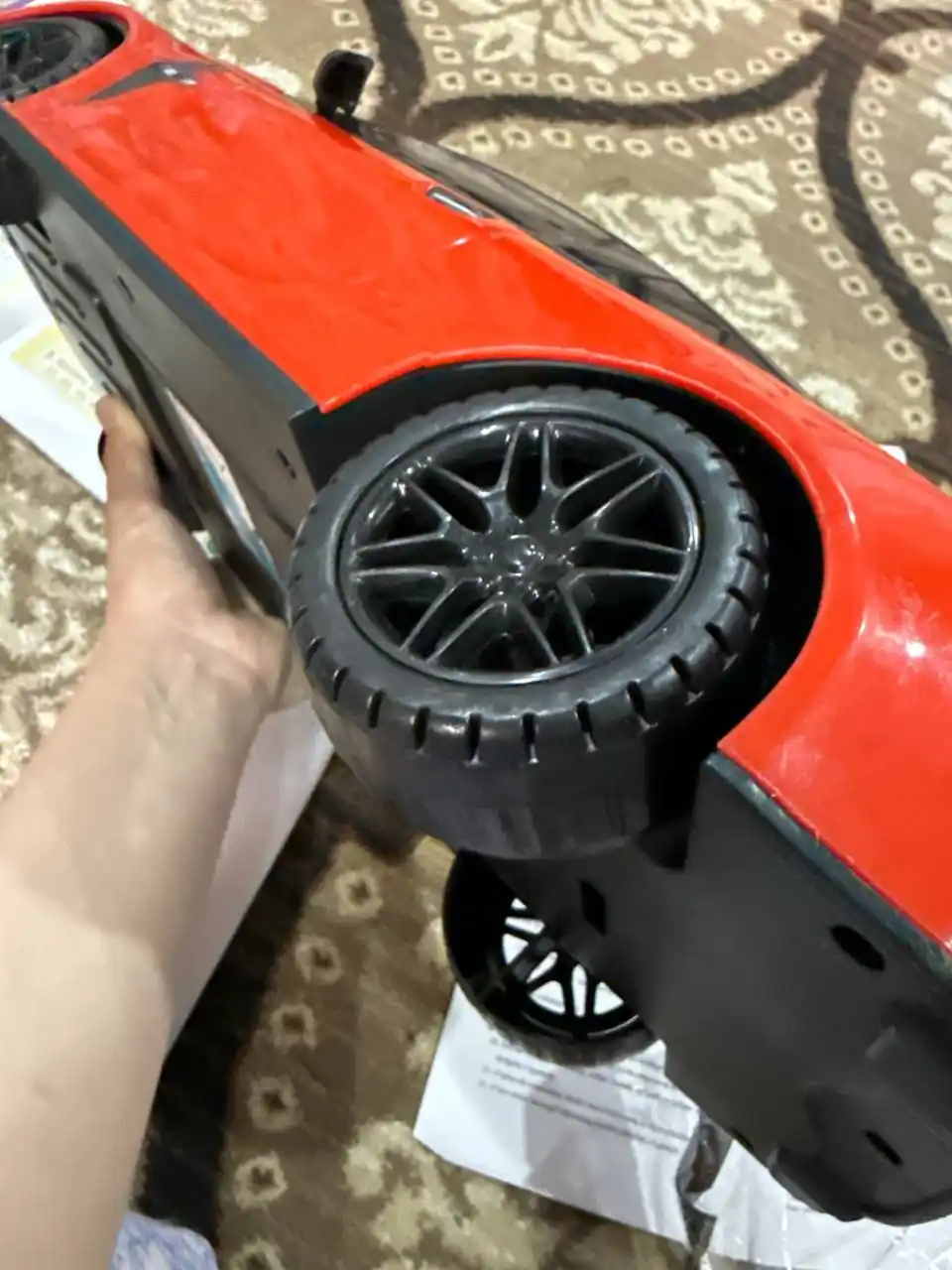 Игрушечный автомобиль в виде BMW, детское автокресло, энергичная машина