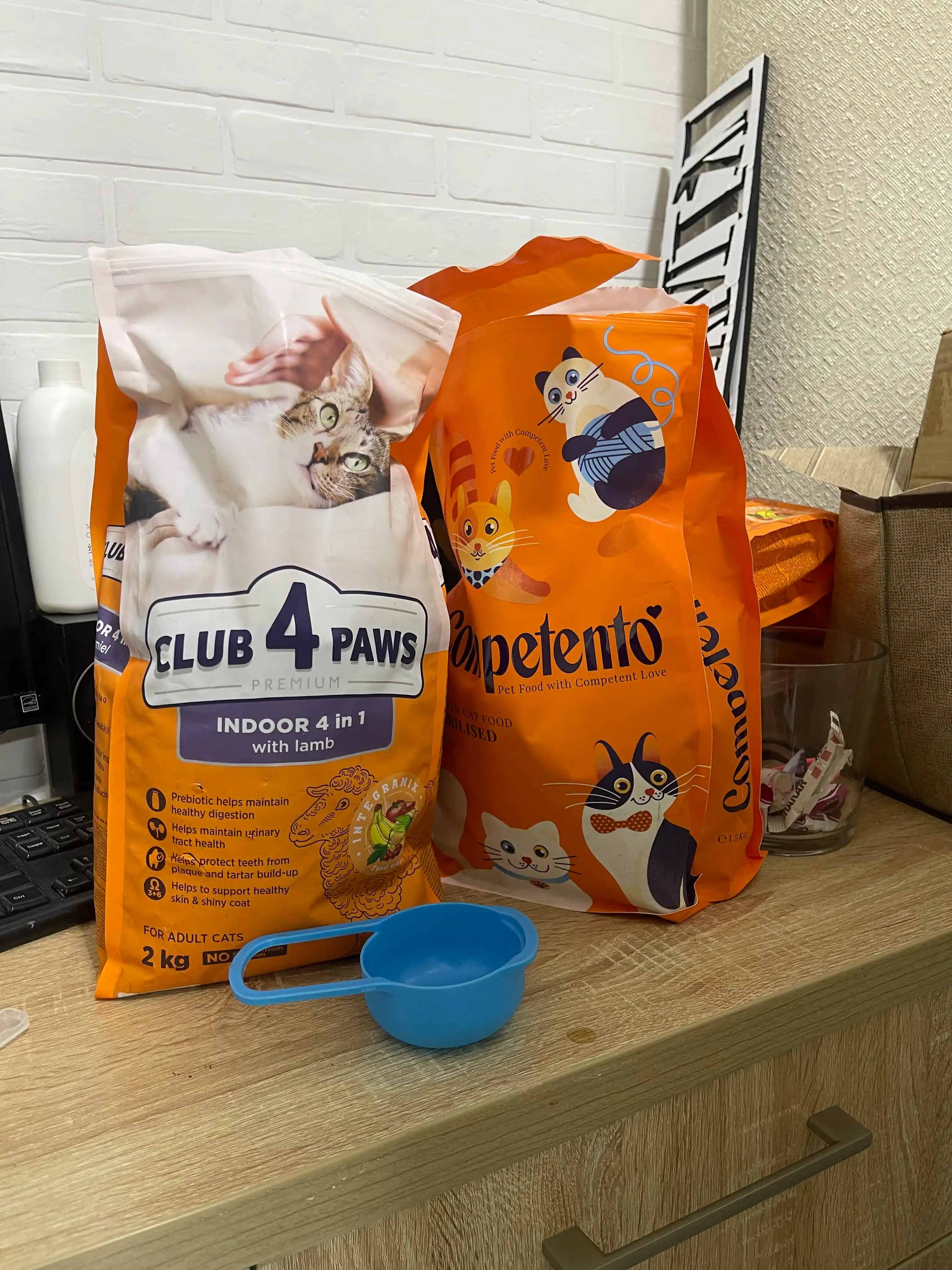 Club 4 Paws Chicken 4 в 1 сухой корм для домашних кошек, с курицей, 2 кг