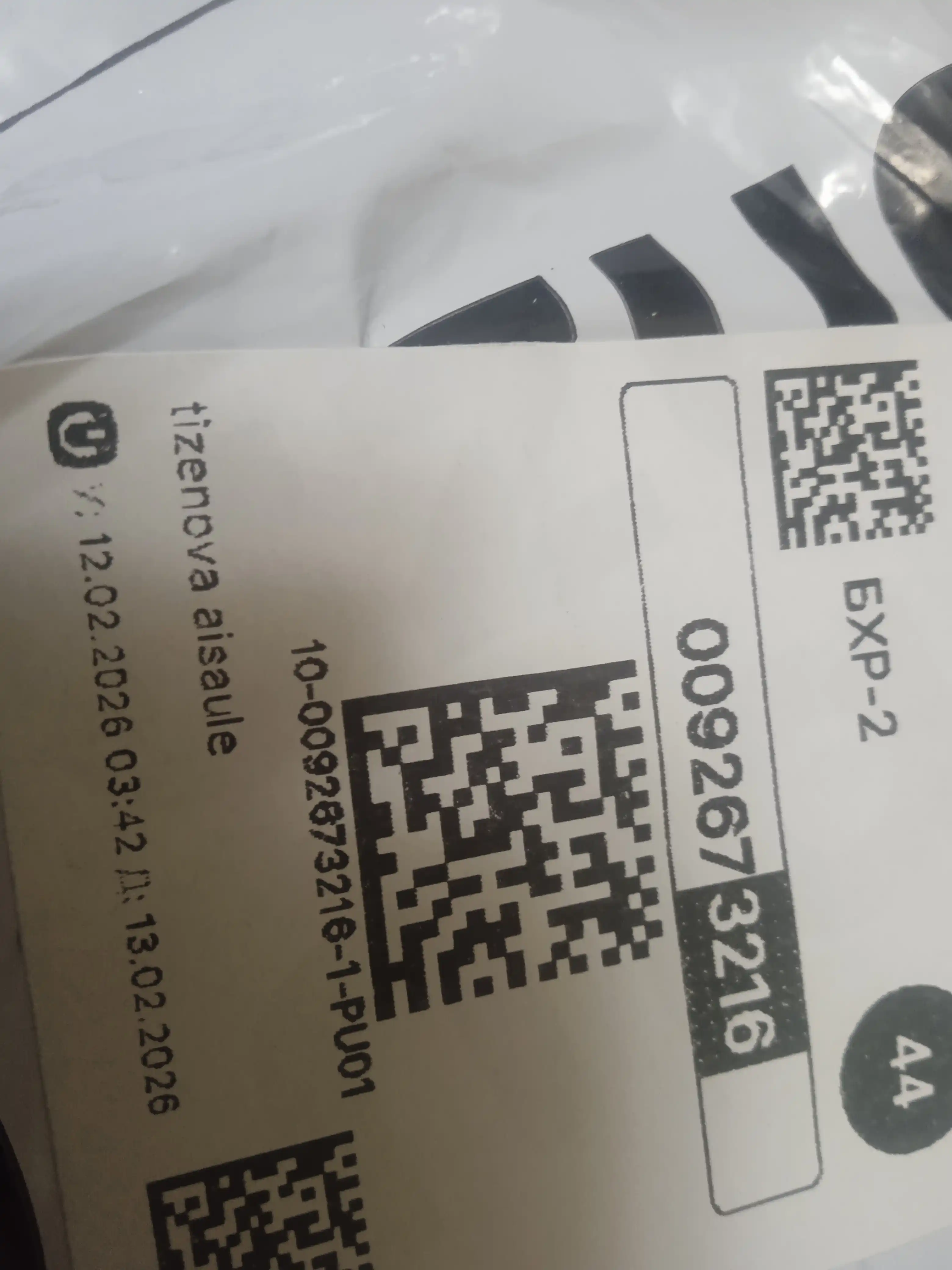 Ayollar charm sumkasi, o'ziga xos dizayn, zamonaviy uslub