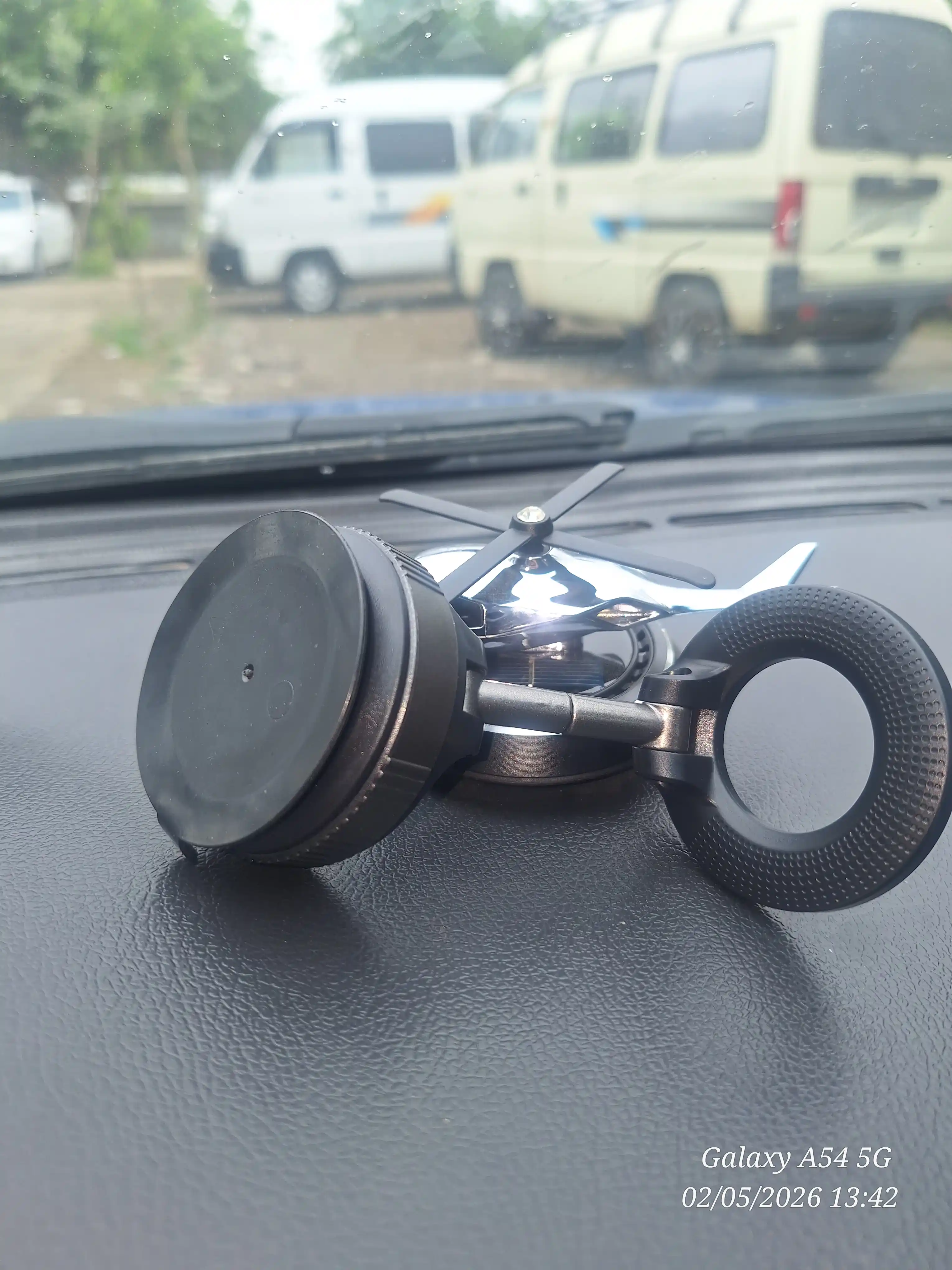 K007 Magnitli vakuumli telefon ushlagichi – 360° aylanuvchi, kuchli magnit