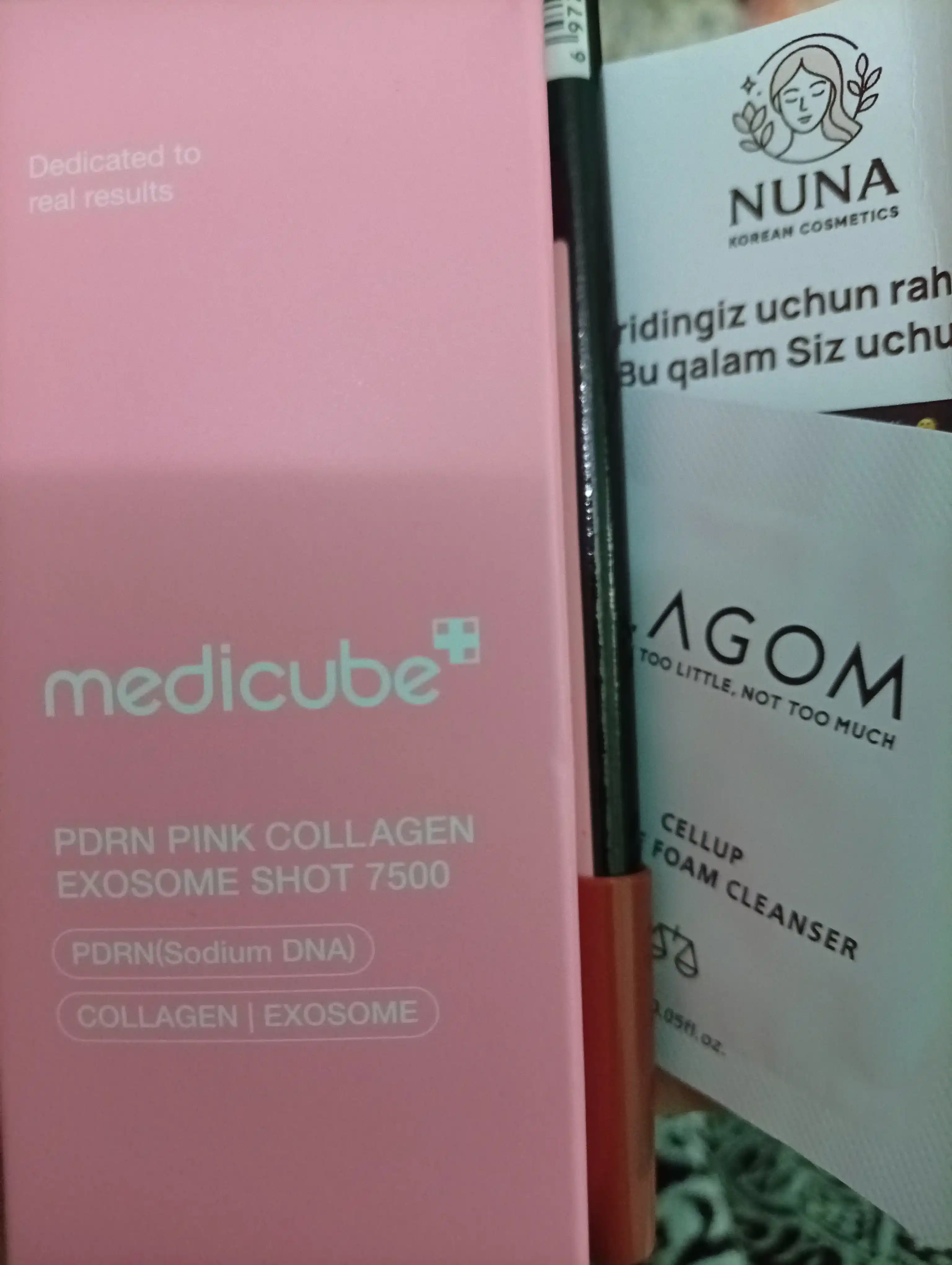 Интенсивная ампула с микроиглами medicube PDRN Pink Collagen Exosome Shot Serum 7500