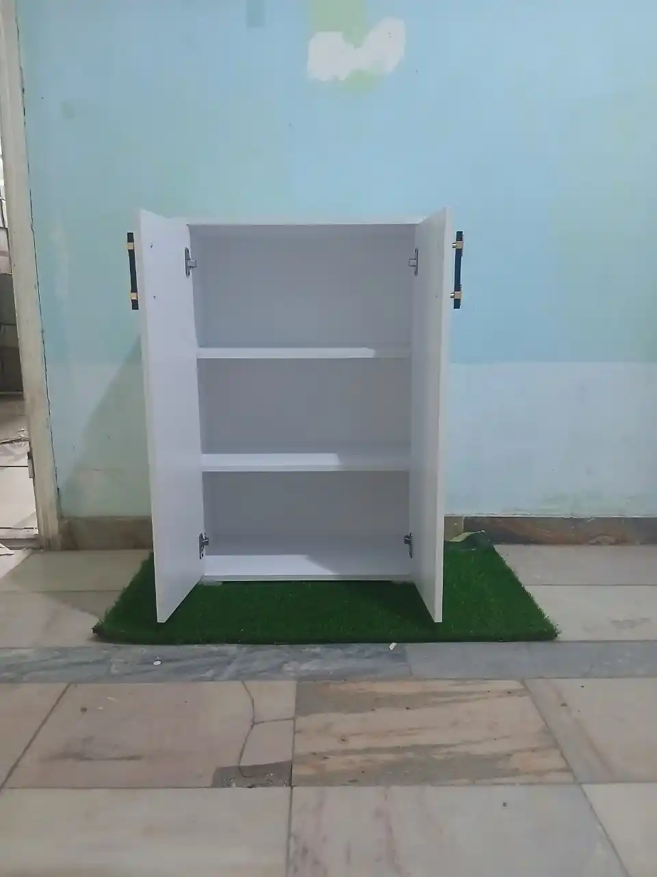 Universal tumba, yig'ilgan, 90 * 60 * 30 sm