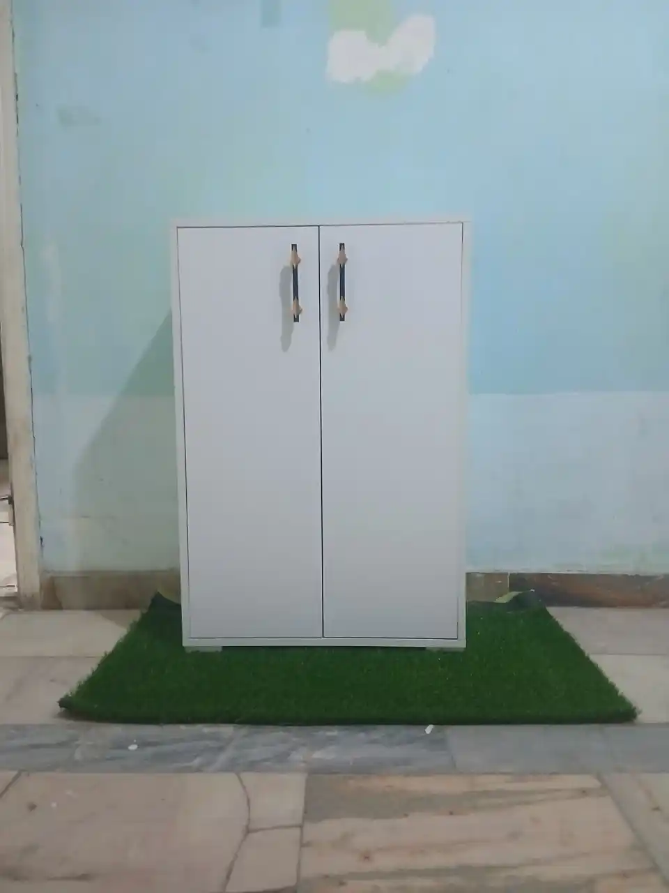 Universal tumba, yig'ilgan, 90 * 60 * 30 sm