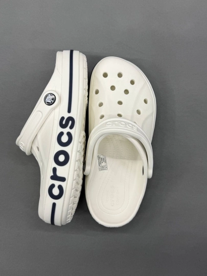 Тапочки Crocs 36-44, легкие и удобные сандалии clog, Made in Vietnam — ABUS-CROCSKOTTAKICHIK235-БЕЛЫЙ-40