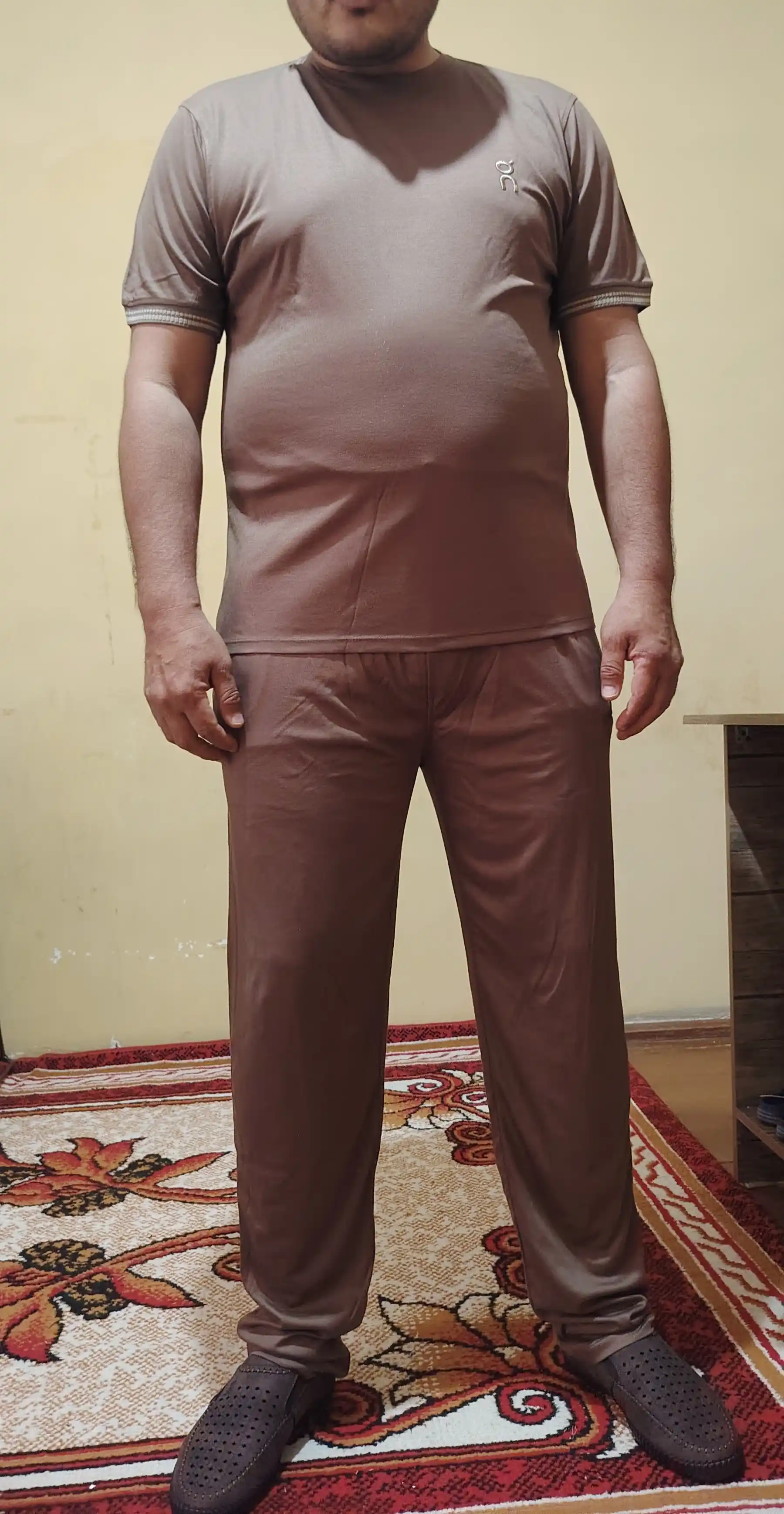 Erkaklar uchun ikki qismli sport kostyumi, bahor va yoz uchun