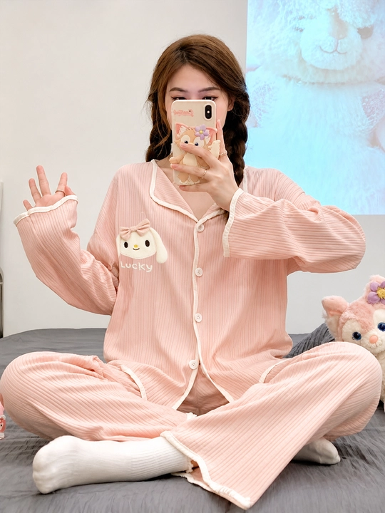 Ayollar pijamasi, 2 ta 1 da to‘plam