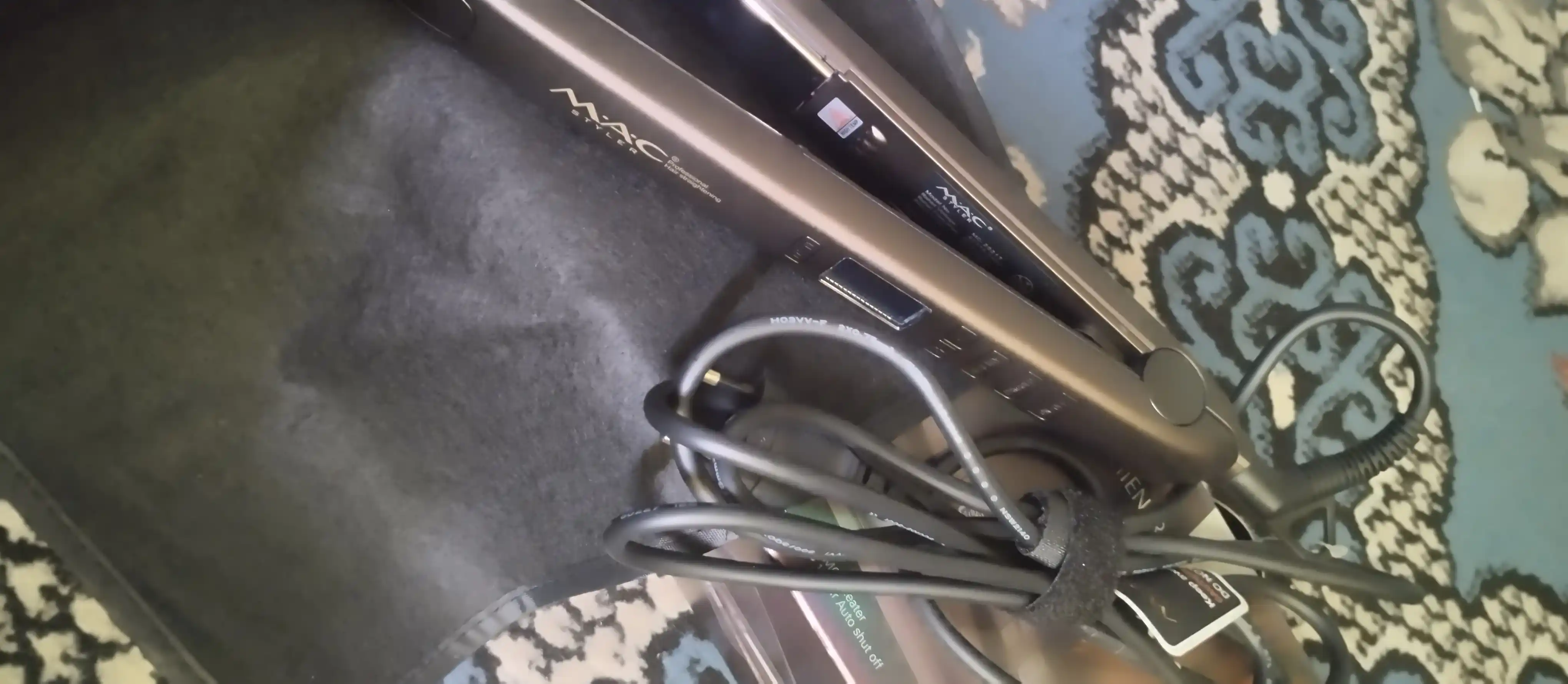 Professional TITAN-CERAMIC  soch tekislovchi dazmol MAC Styler MC-2021, LCD displeyli