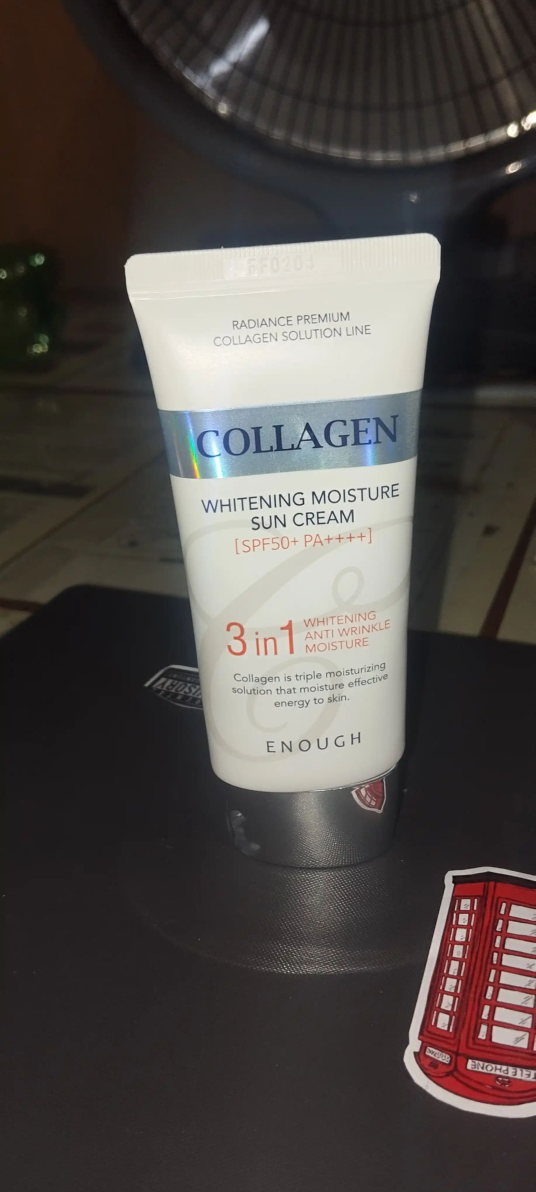 Quyoshdan himoya kremi Enough 3 in 1 Whitening Sun Cream SPF50/PA+ kollagen bilan, 50 ml