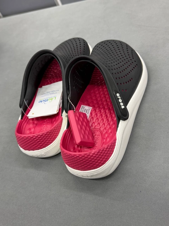 Crocs tapochkasi 36–40, yengil va qulay clog sandal, qora, Vietnam