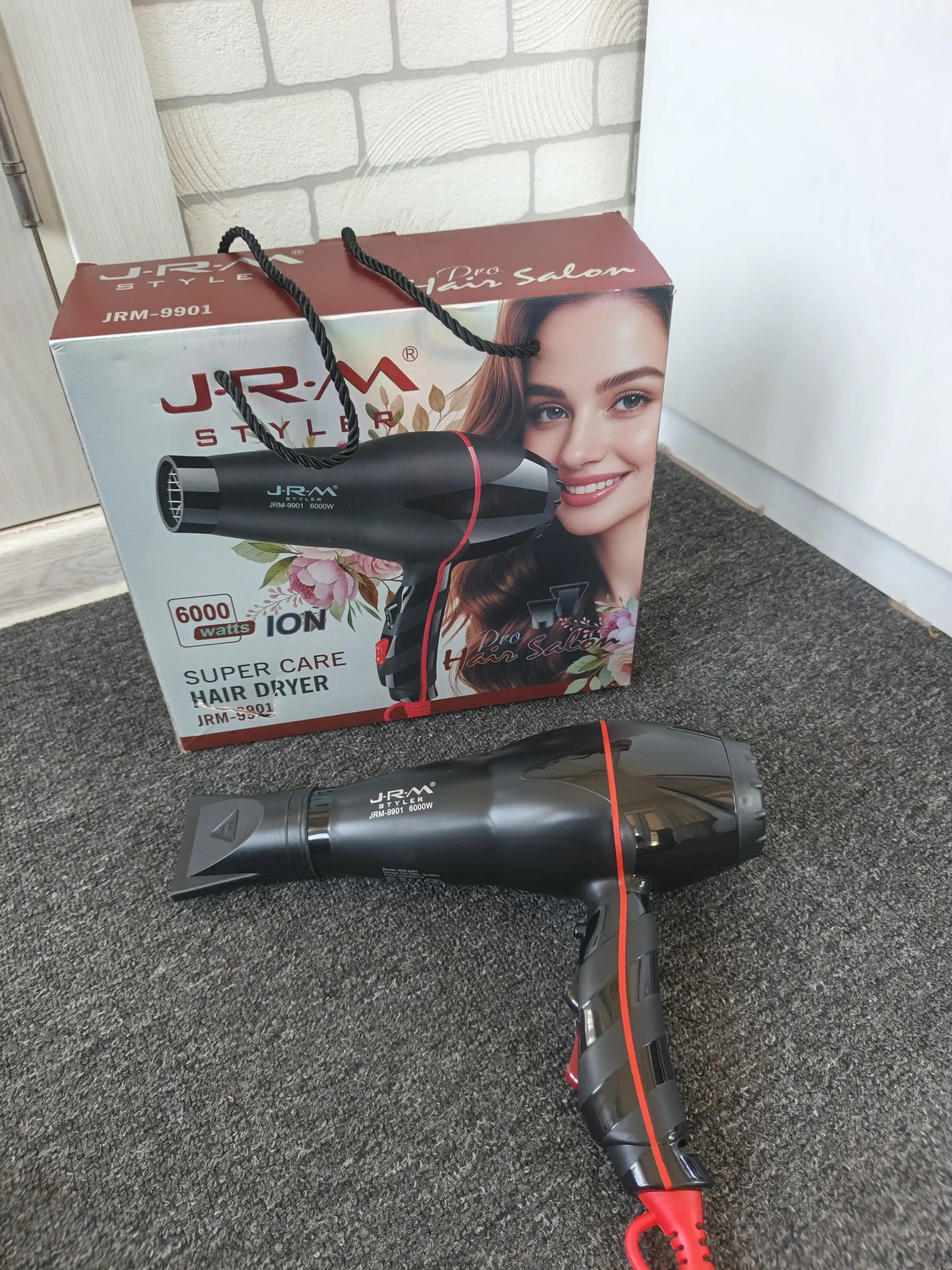 JRM Styler  professional fen, quvvati 6000watt, issiq va sovuq havo funksiyasiga ega