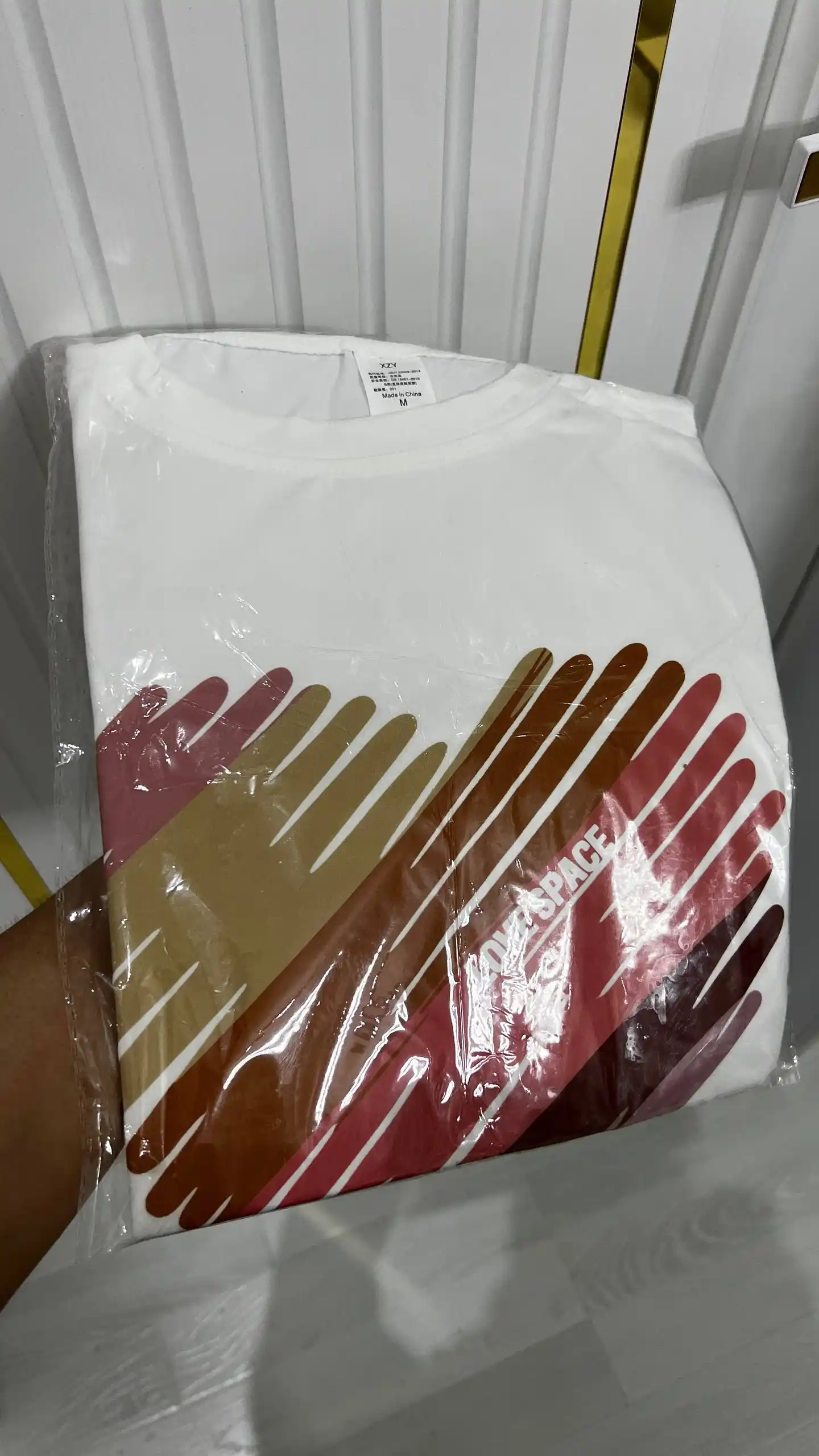 Ayollar futbolkasi, printli, keng fason, M-XL