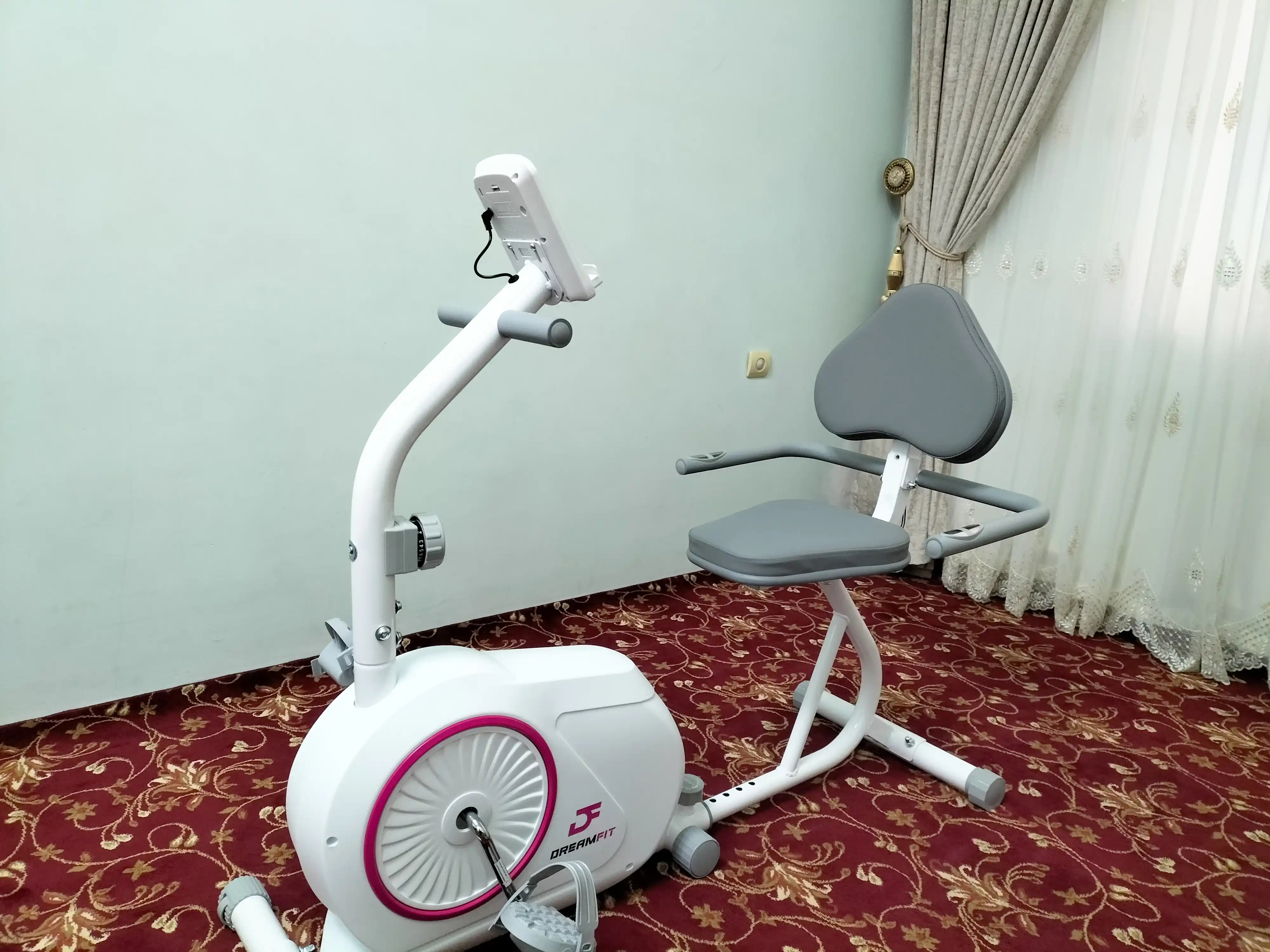 Велотренажер Dreamfit, для домашних кардиотренировок, DF-203,204,221 B