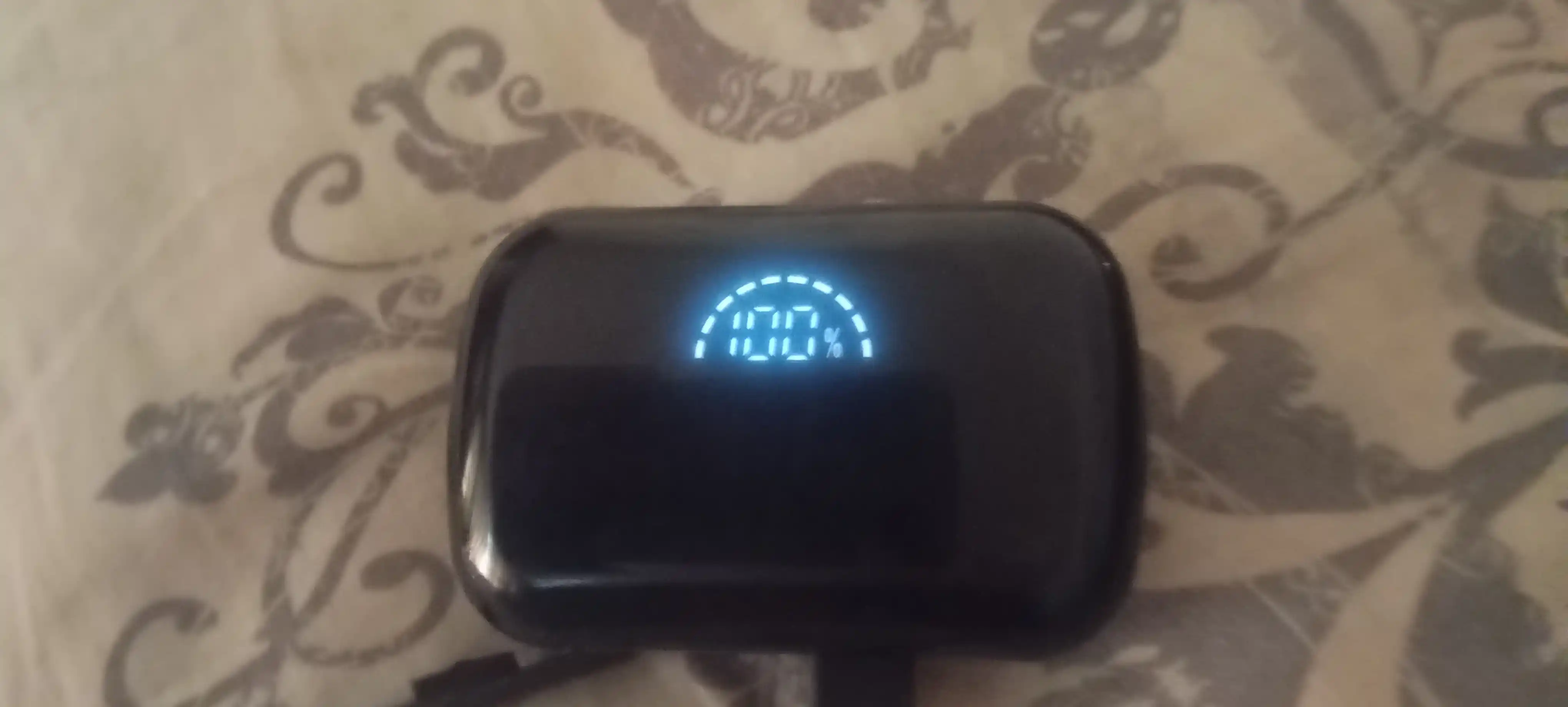 Simsiz minigarnituralar M10 Power banki 2000 mAh