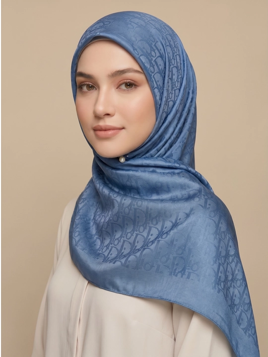 Ro‘mol ayollar uchun, hijob 100×100, Dior brendidan - 