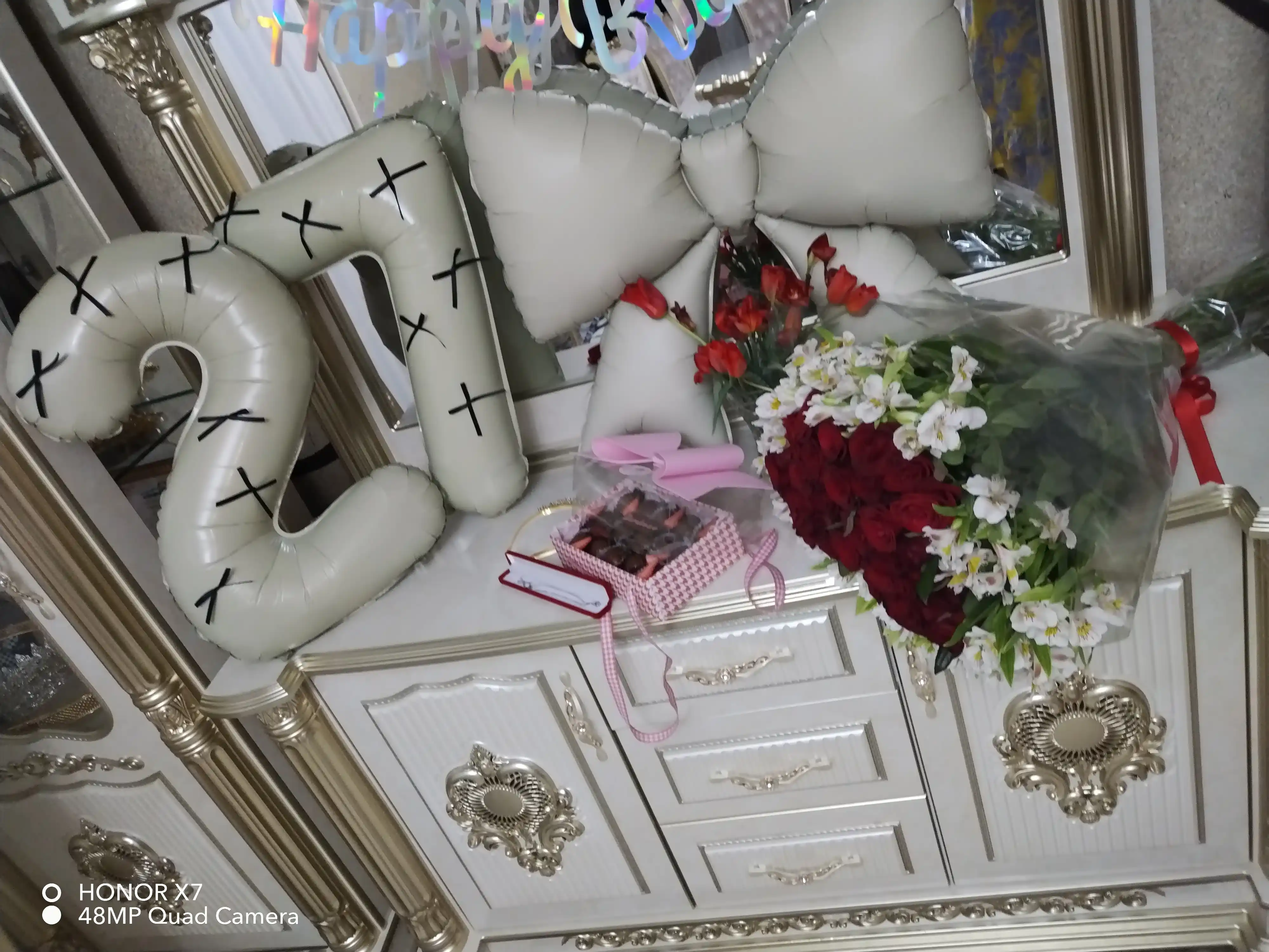 Shar folgalangan BABY BOY va BABY GIRL, GENDER PARTY va roddomdan chiqish uchun to'plam