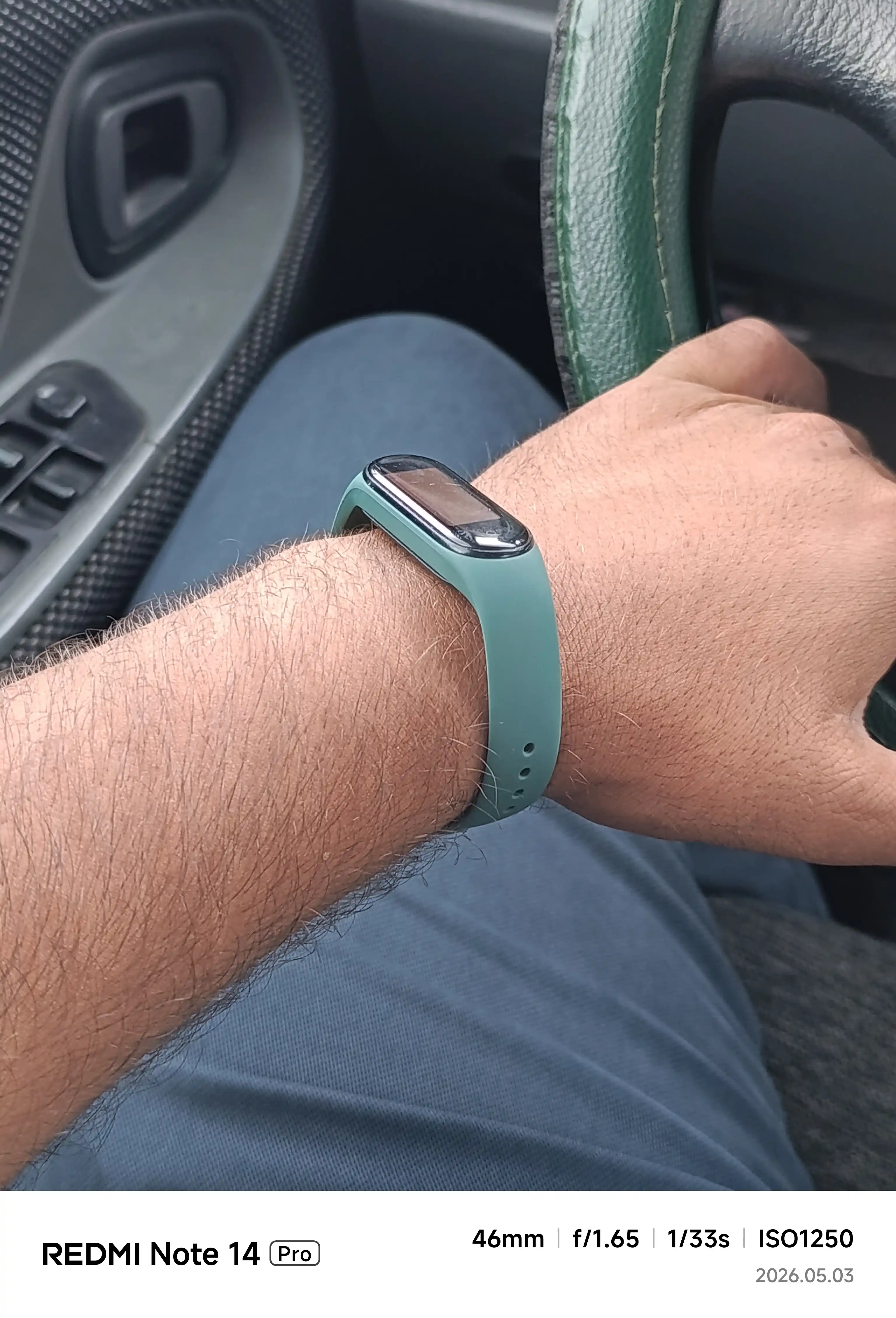 Xiaomi Mi Band 5, 6, 7 uchun silikon tasma