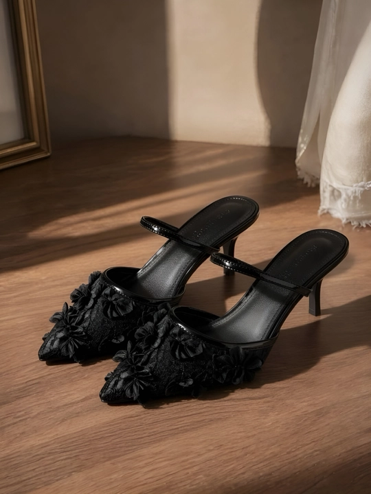 Tovonli ayollar tuflisi, zamonaviy qayiqchalar, o‘tkir uchli