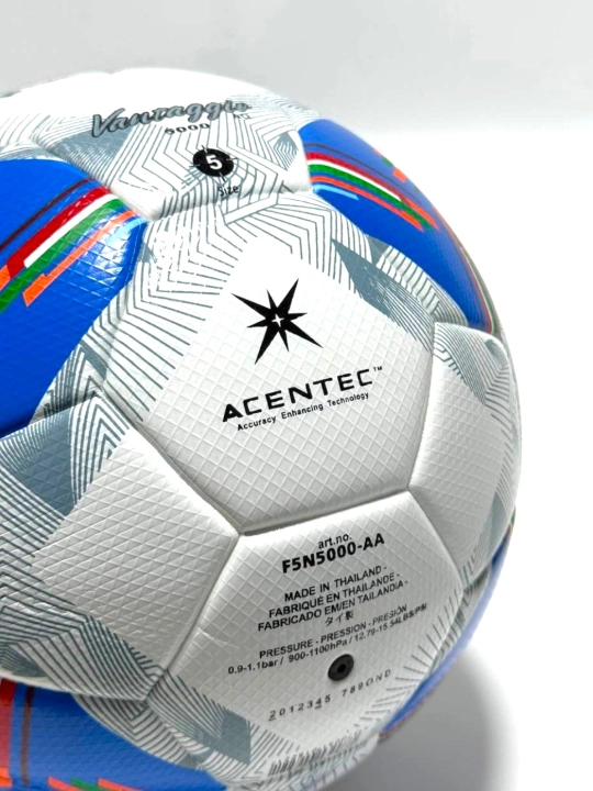 Futbol to‘pi Material: sun’iy teri Qo‘llanishi: mashg‘ulot va o‘yin  Pokiston