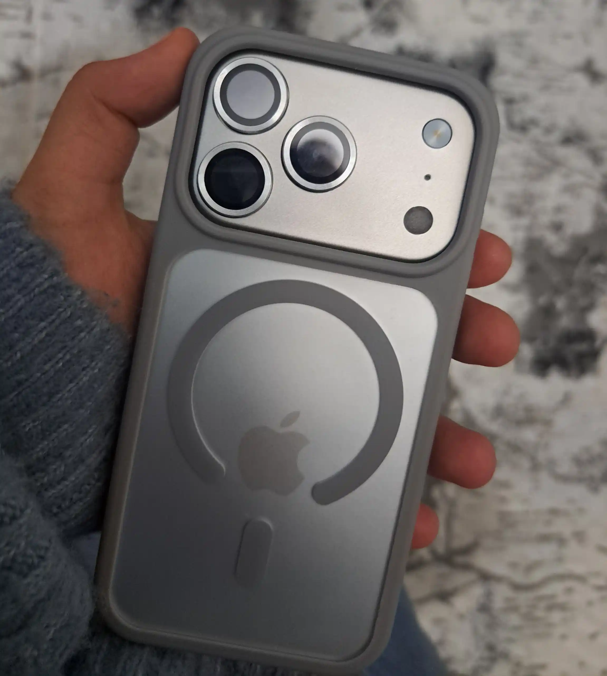 IPhone 13 Pro, 13 Pro Max, 14 Pro, 14 Pro Max, 15 Pro, 15 Pro Max, 16Pro, 16 Pro Max uchun g‘ilof