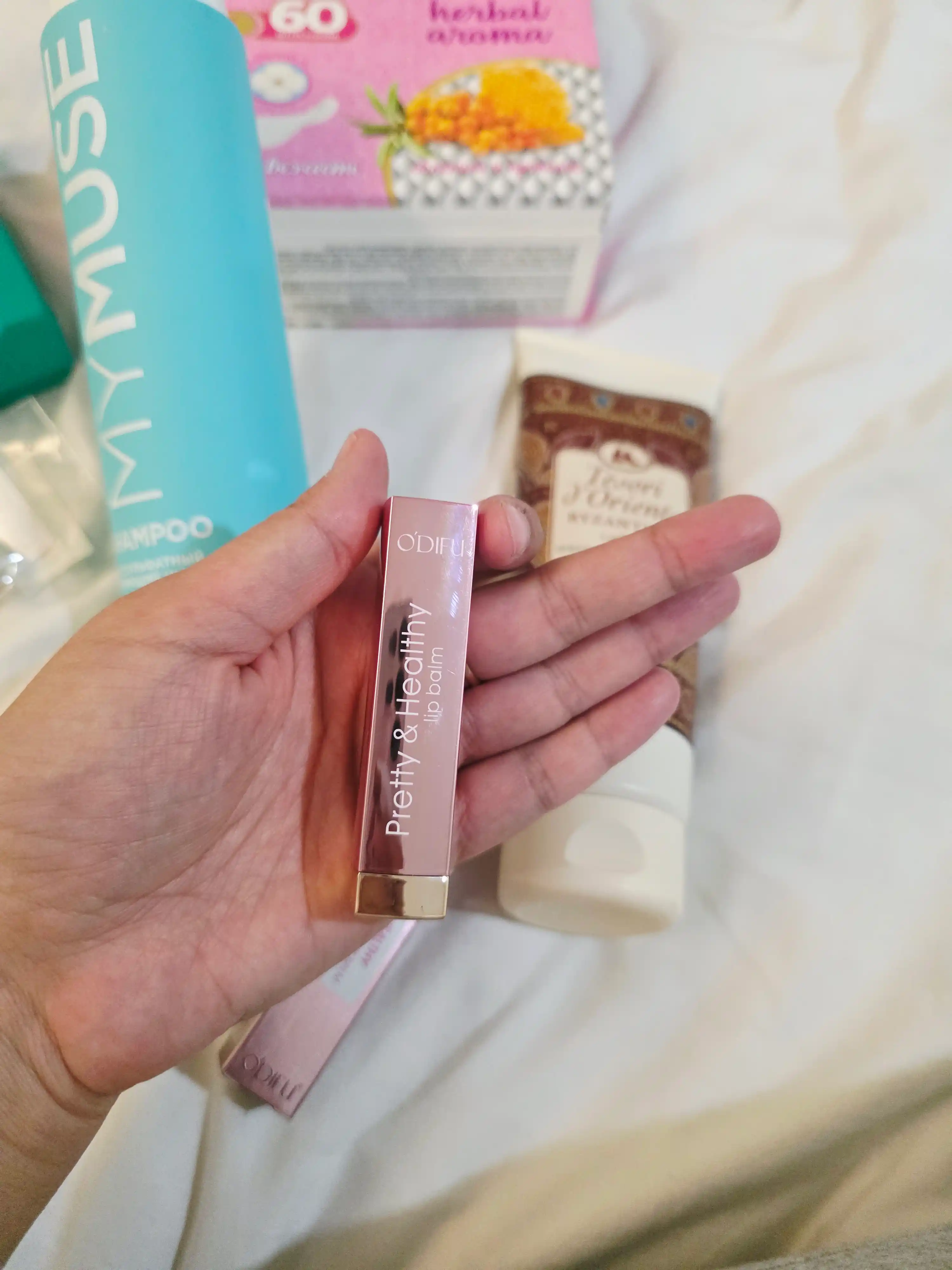 Lab bo'yog'i