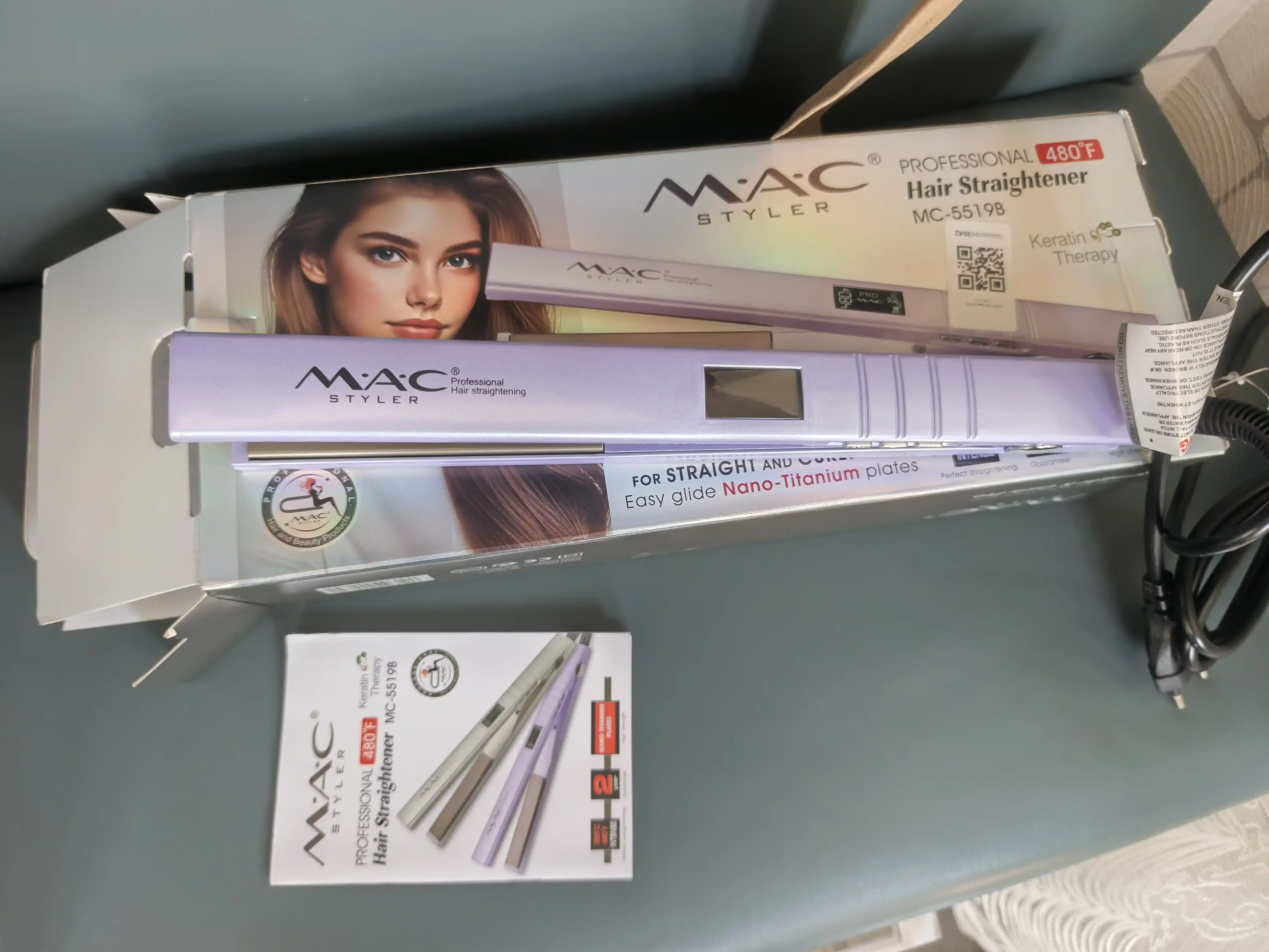 Выпрямитель для волос MAC Styler титановым  покрытие, профессиональный уровень