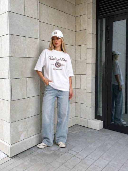 Ayollar futbolkasi "Vintage Vibes", oversize, 95% paxta