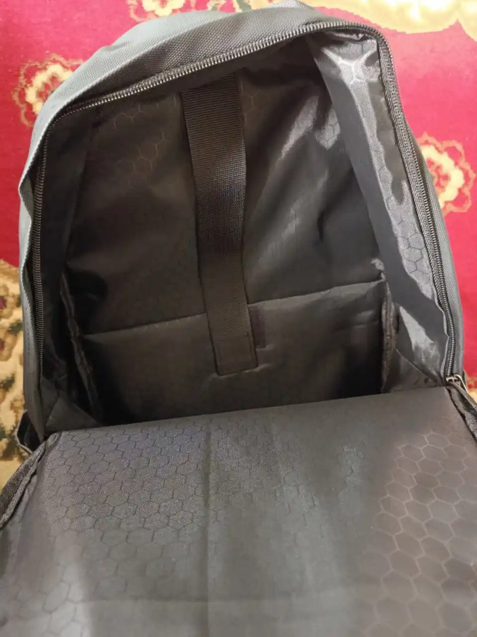 Erkaklar ryukzagi, suv o‘tkazmaydigan sayohatlar, maktab va ofis uchun mos