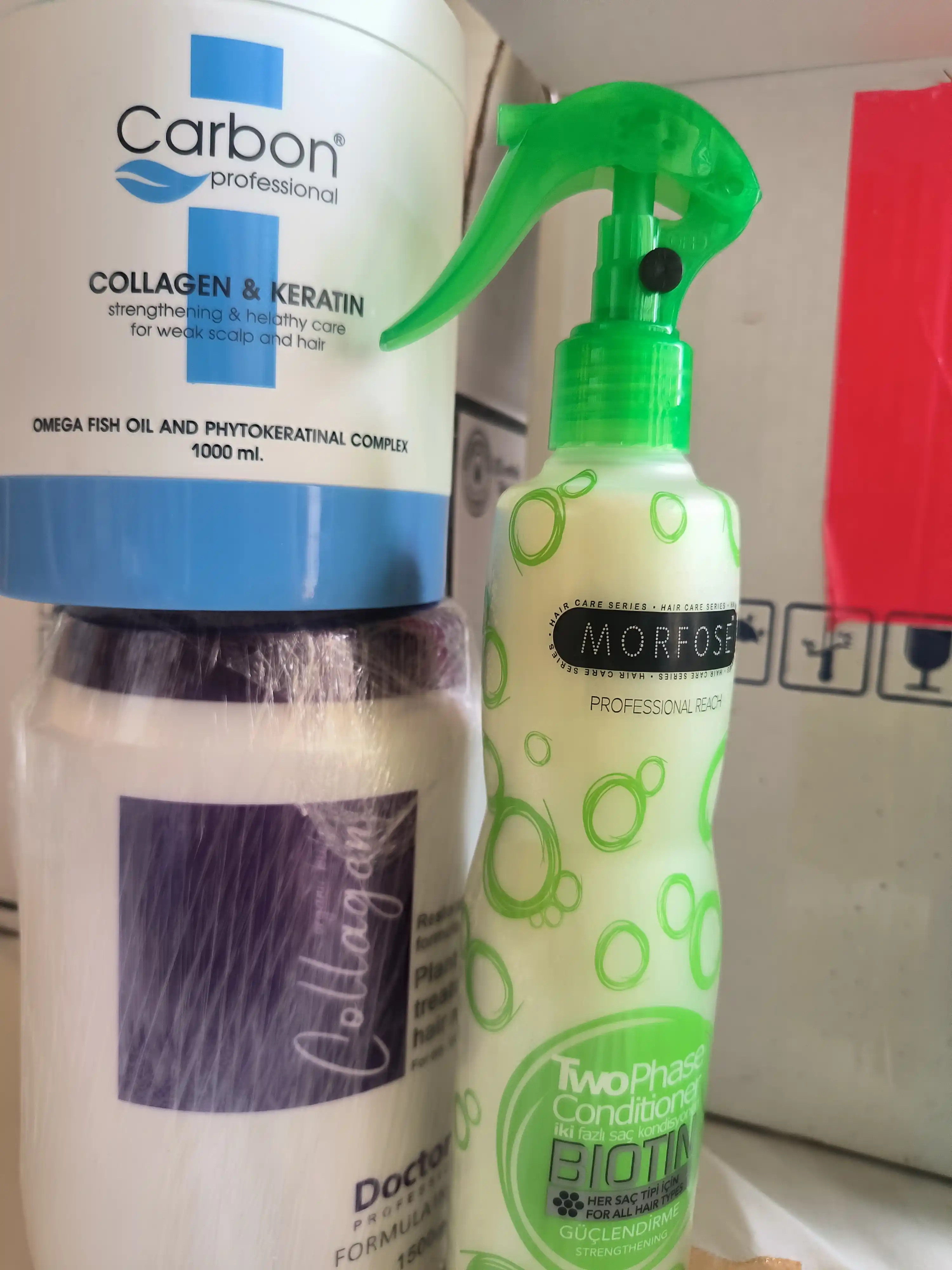 OMEGA Carbon Professional Бальзам для волос Collagen & Keratin Питает  и придаёт гладкость