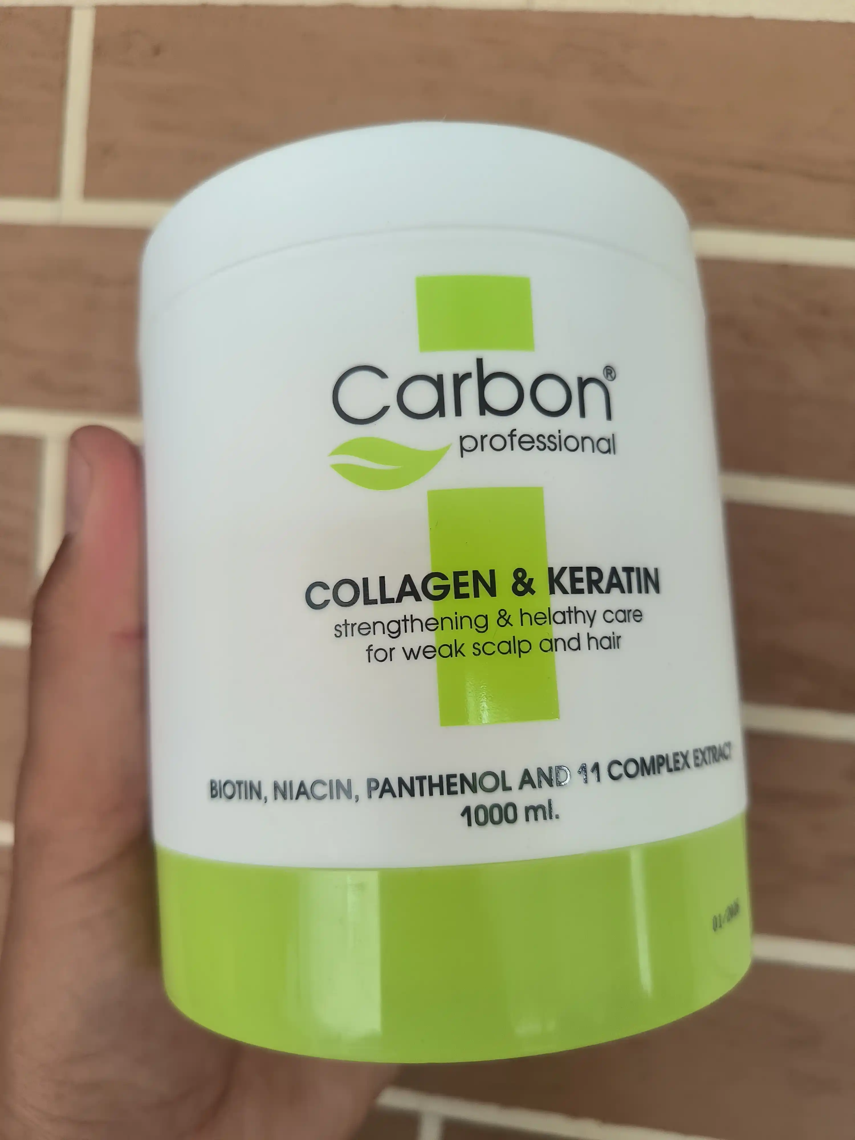 OMEGA Carbon Professional Бальзам для волос Collagen & Keratin Питает  и придаёт гладкость