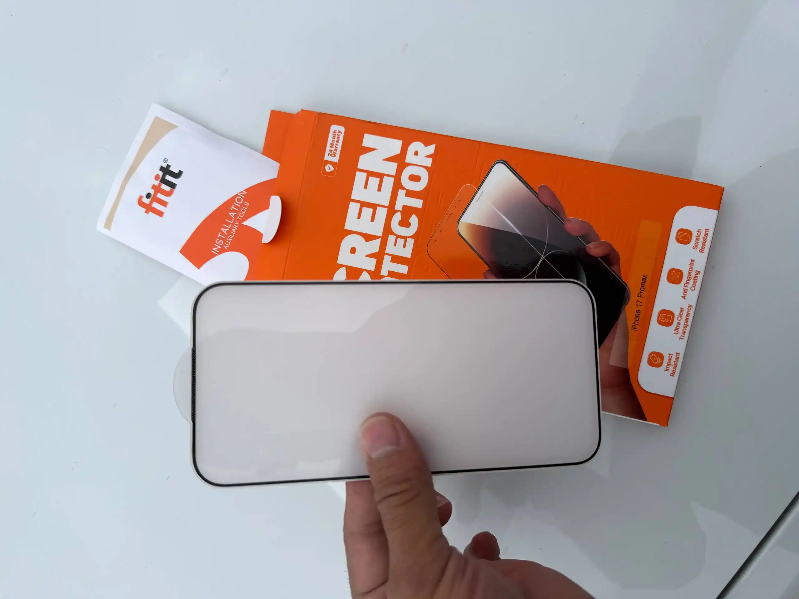 Защитное стекло, HD качество, прозрачная тонировка для iPhone 17,16,15,PRO, ProMax - FITIT