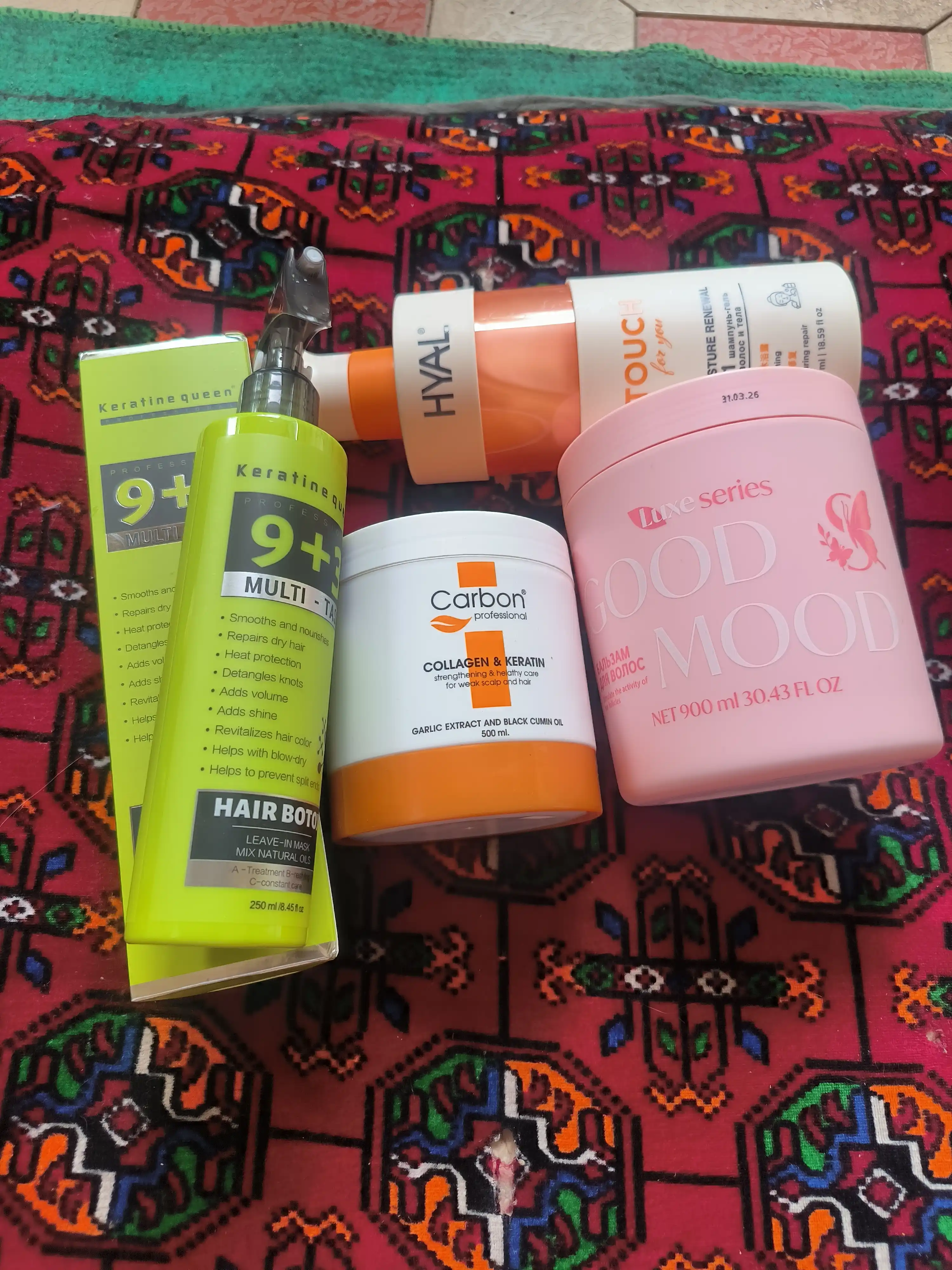 OMEGA Carbon Professional Бальзам для волос Collagen & Keratin Питает  и придаёт гладкость