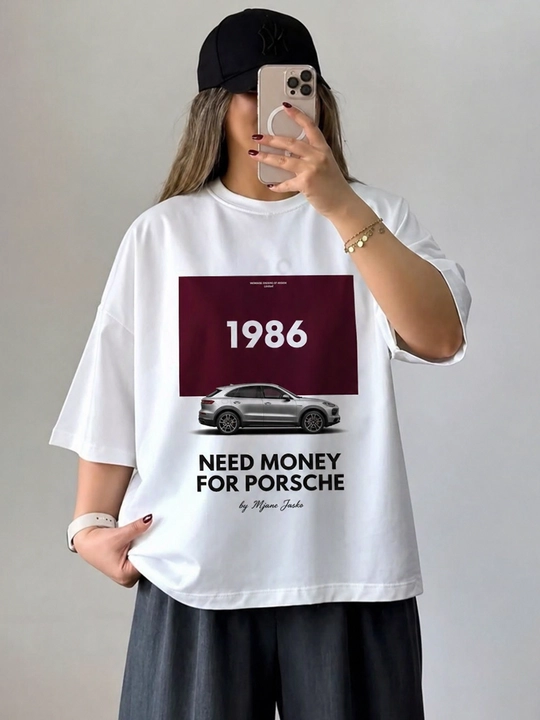 Ayollar futbolkasi